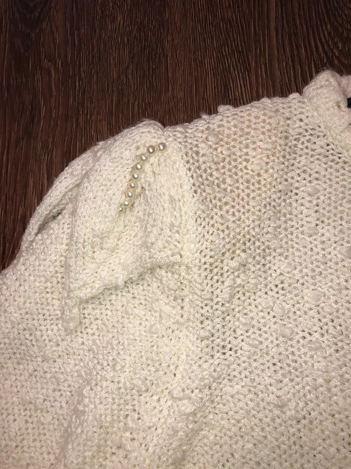 Vintage ‘70s Le Roy Knitwear Ivory Nubby Boucle Sweater Pearl Shoulder Detail M