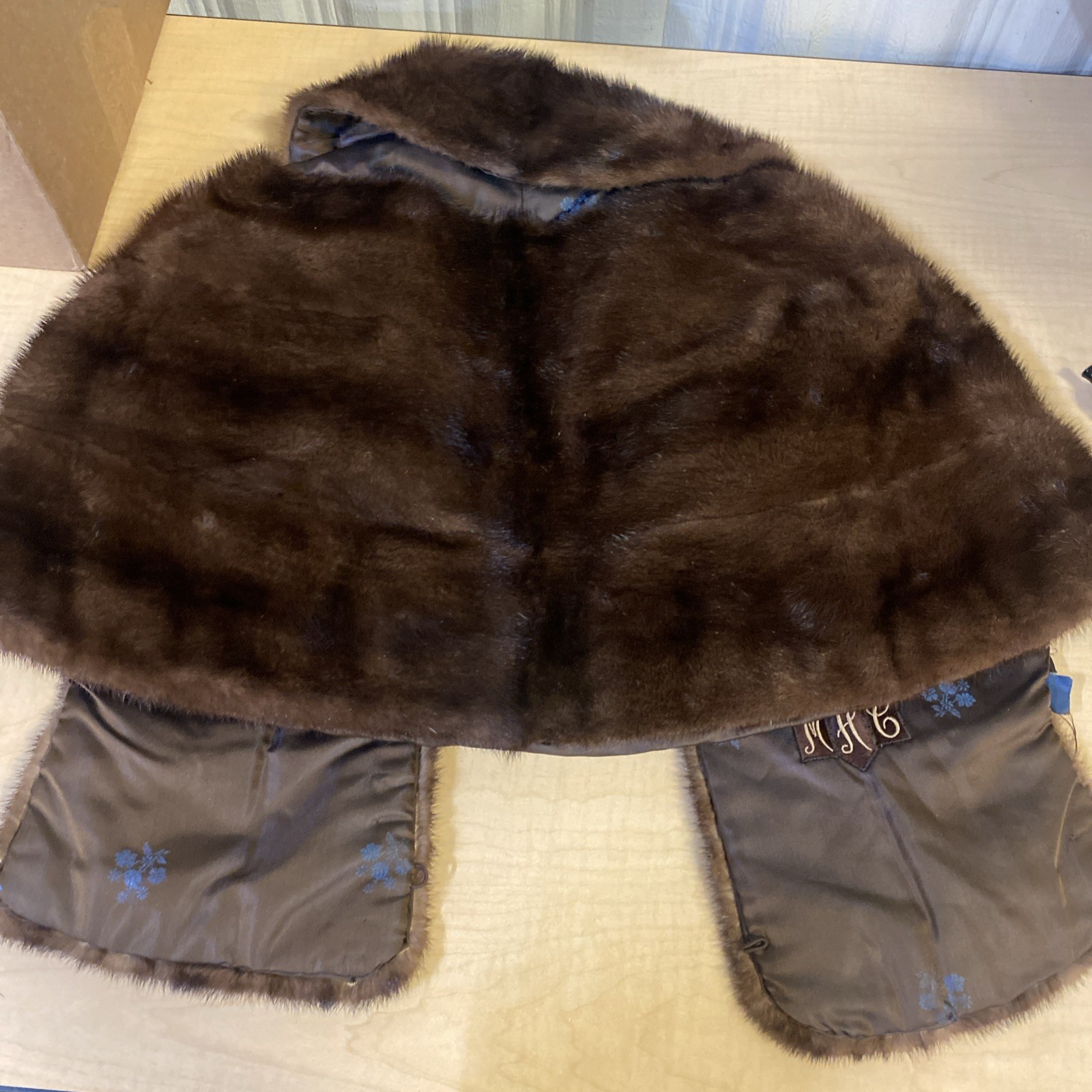 Vintage Arthur Stock Mink Stole Cape Slight Damage!