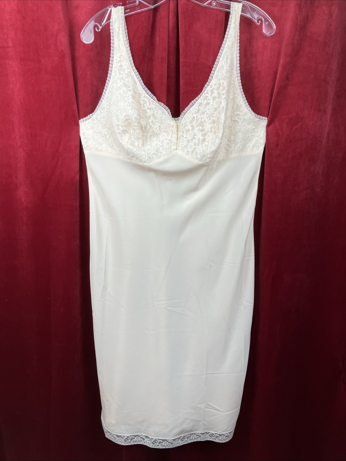 40 B vintage Pale pink Barbizon Rayon Slip Lace Sissy Pinup