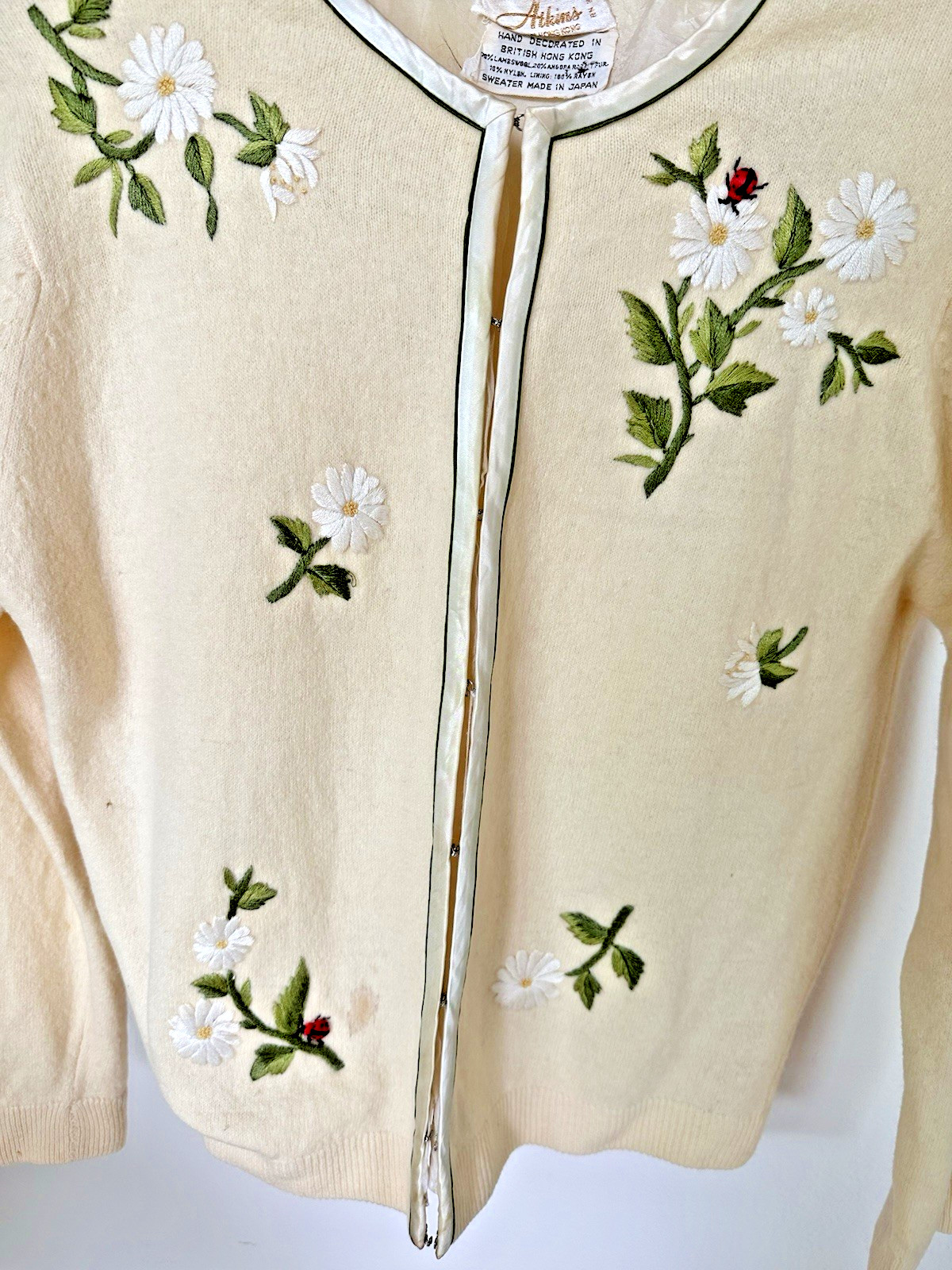 Vintage 1960’s Women’s Angora/Lambs Wool Cardigan By Atkins Hong Kong SMALL s40