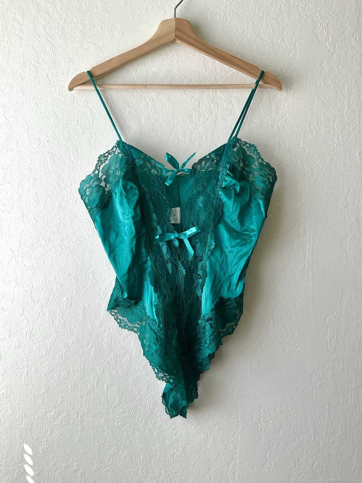 Vintage 1960s nan flower emerald green satin lace lingerie teddy women’s medium