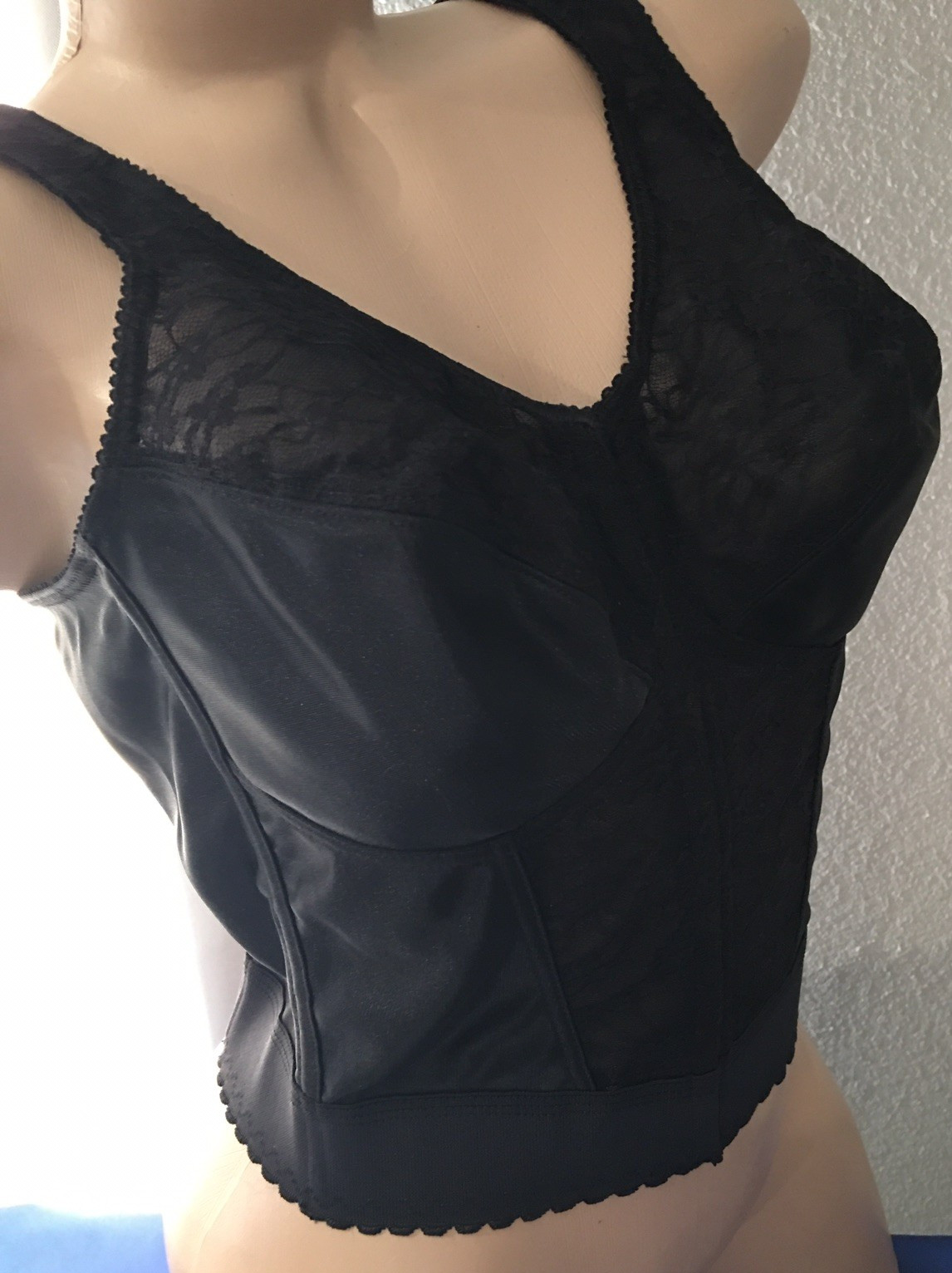 Vtg Black Long Line Lace Nylon Pointy Bullet Bra 40 B