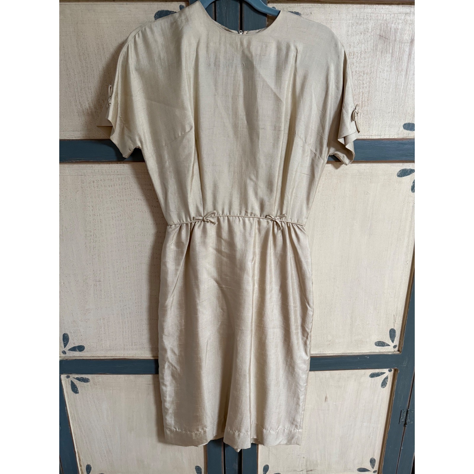 Vintage Bobbie Brooks Champagne Raw Silk Sheath Dress 60s Bow S MCM Cocktail