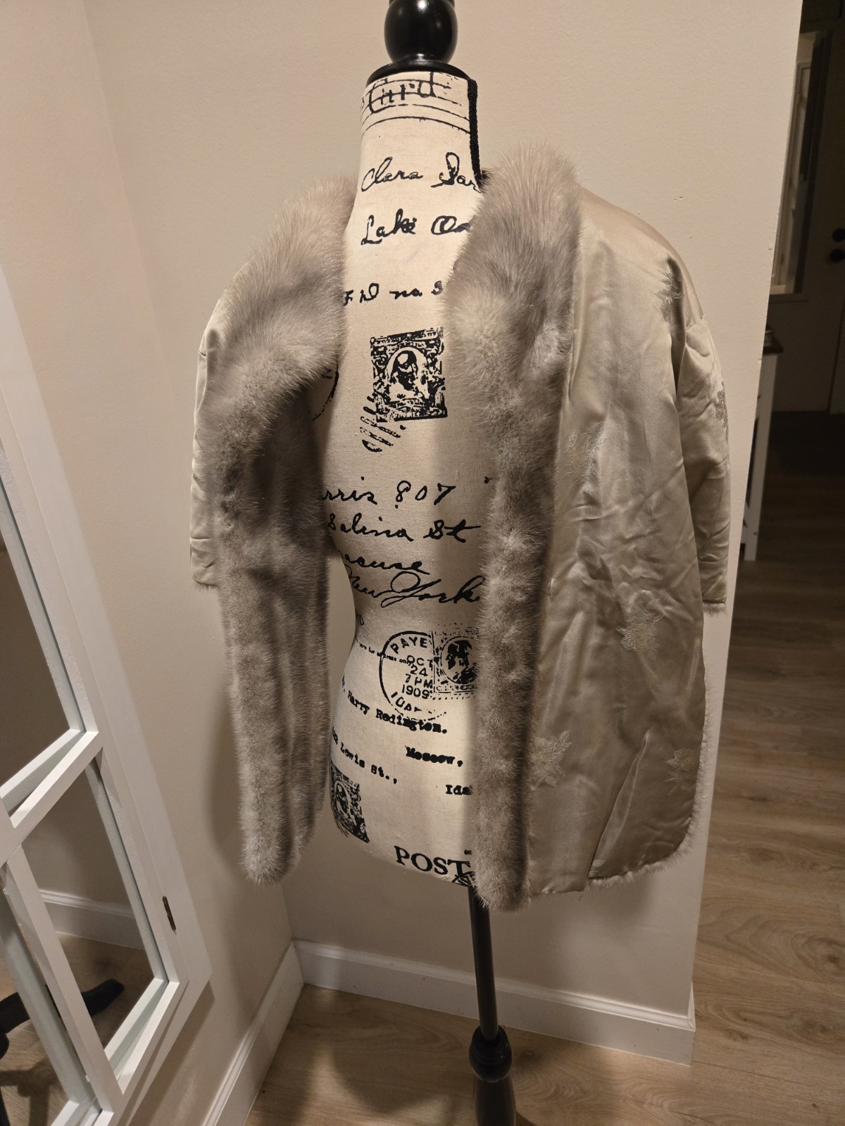Luxury Vintage Furs Natural Blue Mink Stole Wrap Cape Bolero Wedding Bridal Fur