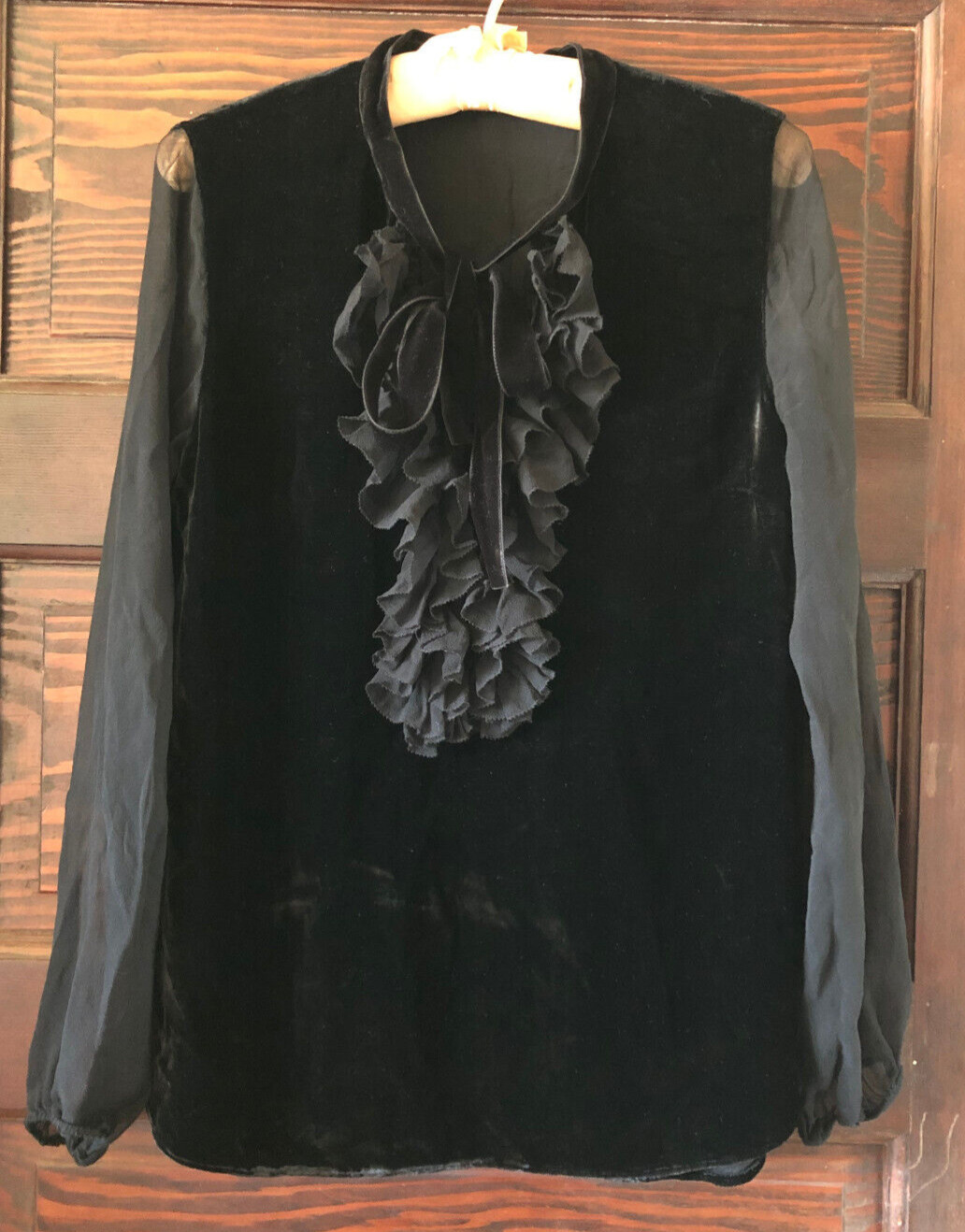 Silk and Rayon ELIE TAHARI Blouse Black Size S / P Long Sleeve Ruffled