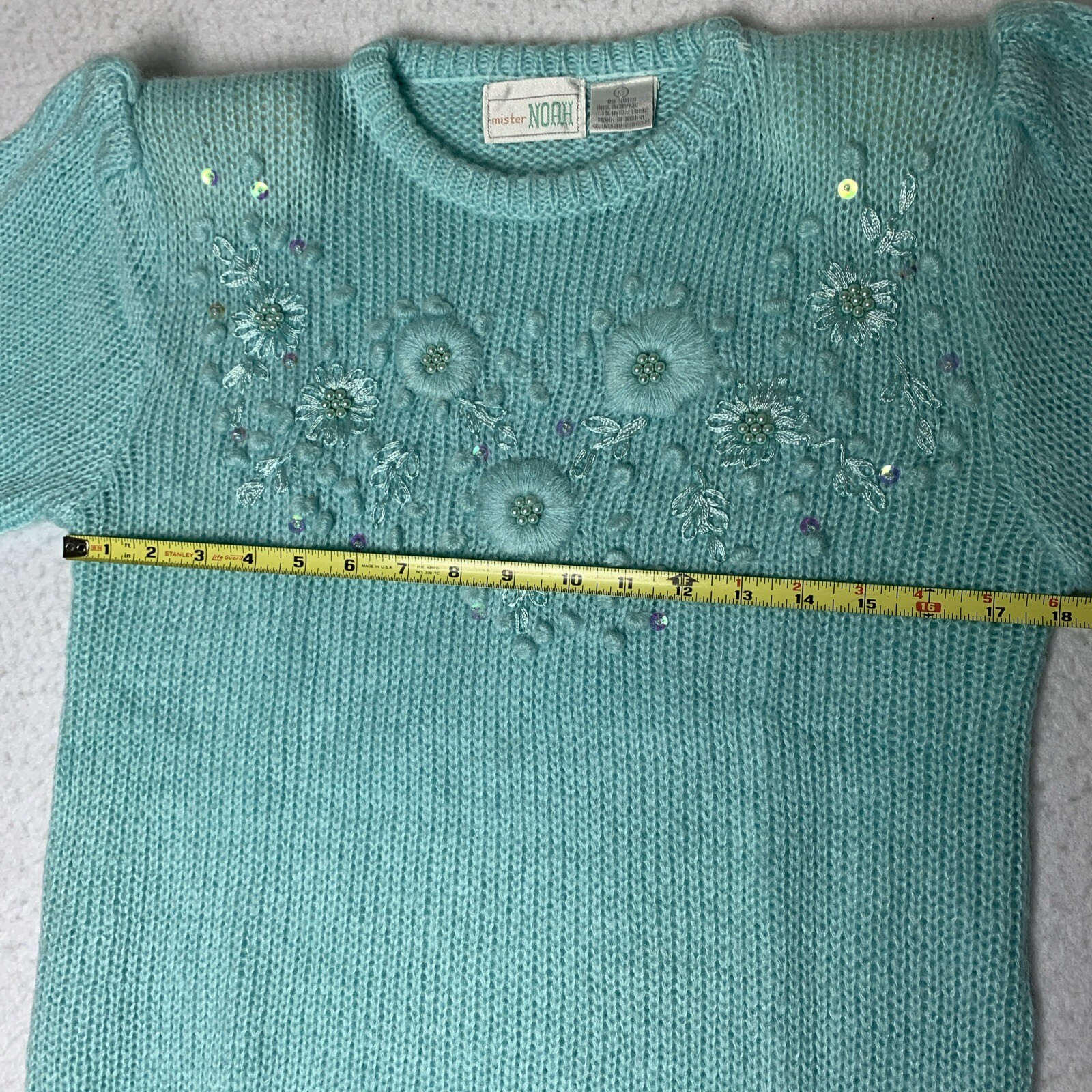 Vintage 80s sweater SMALL Acrylic Fairy Kei pastel Mint Green Kawaii Oversized
