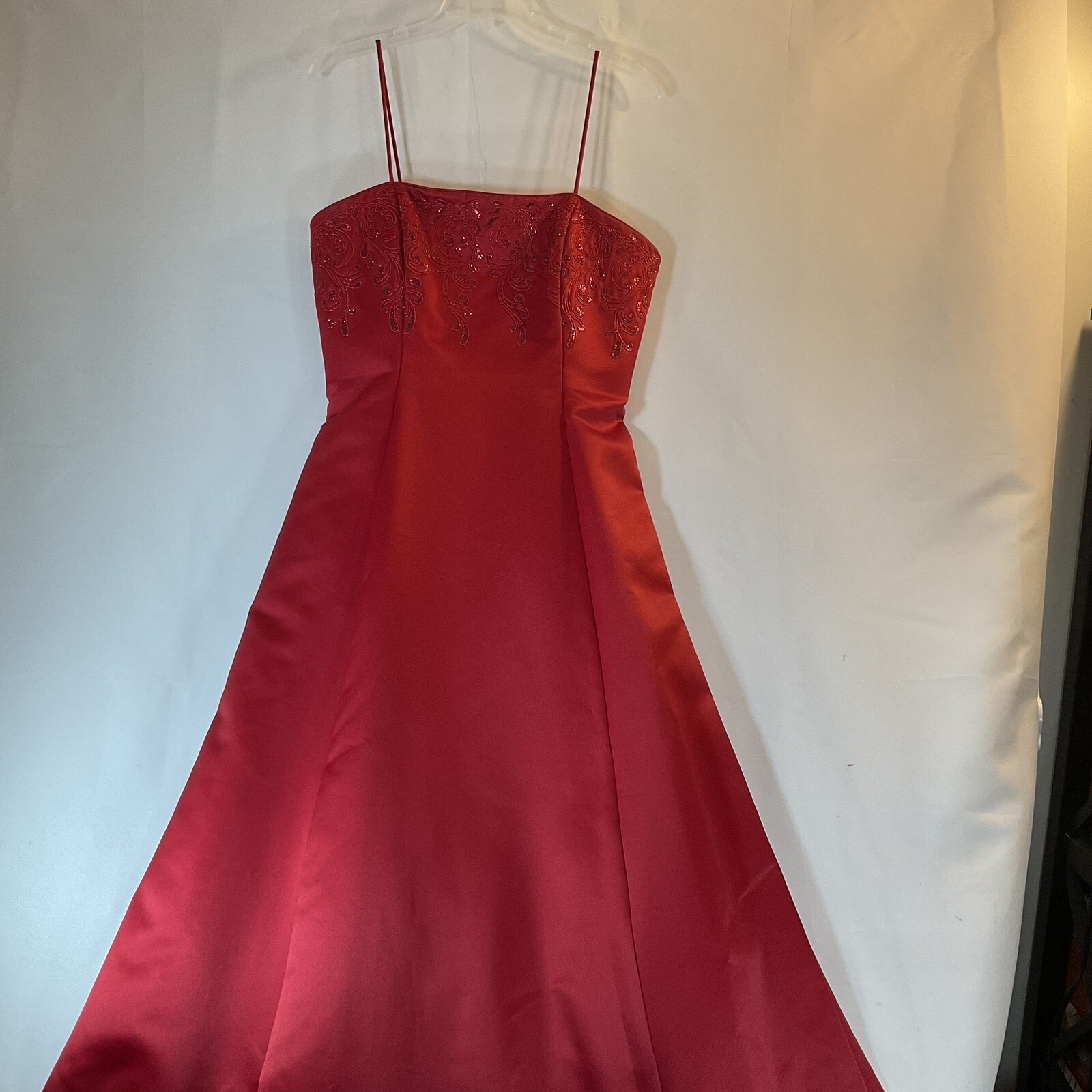 Vintage Let’s Fashion Embroidered Red Prom Formal Dress Gown Size Lg w/ Wrap USA
