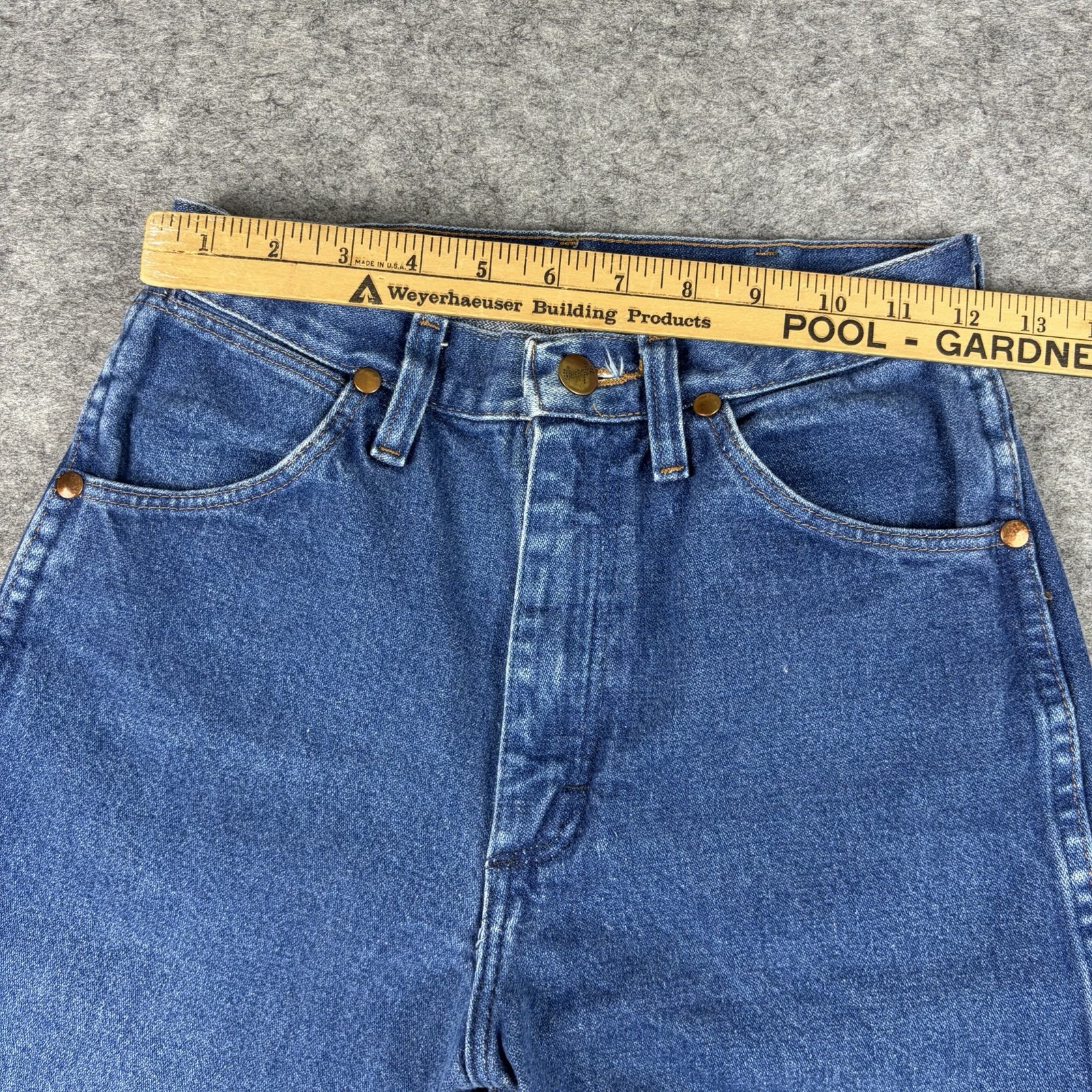 Vintage 90s Wrangler Cowboy Cut Jeans Blue Women’s 13MWZG 5×30 (Actual 24×29)