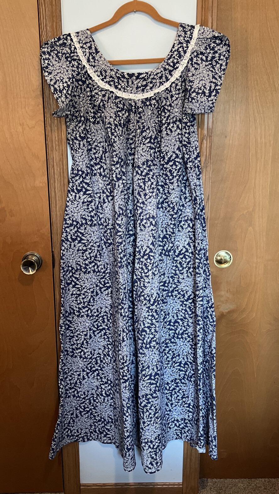 Vintage Waltah Clarke’s Hawaiian maxi dress Navy Blue White Pineapple Pattern