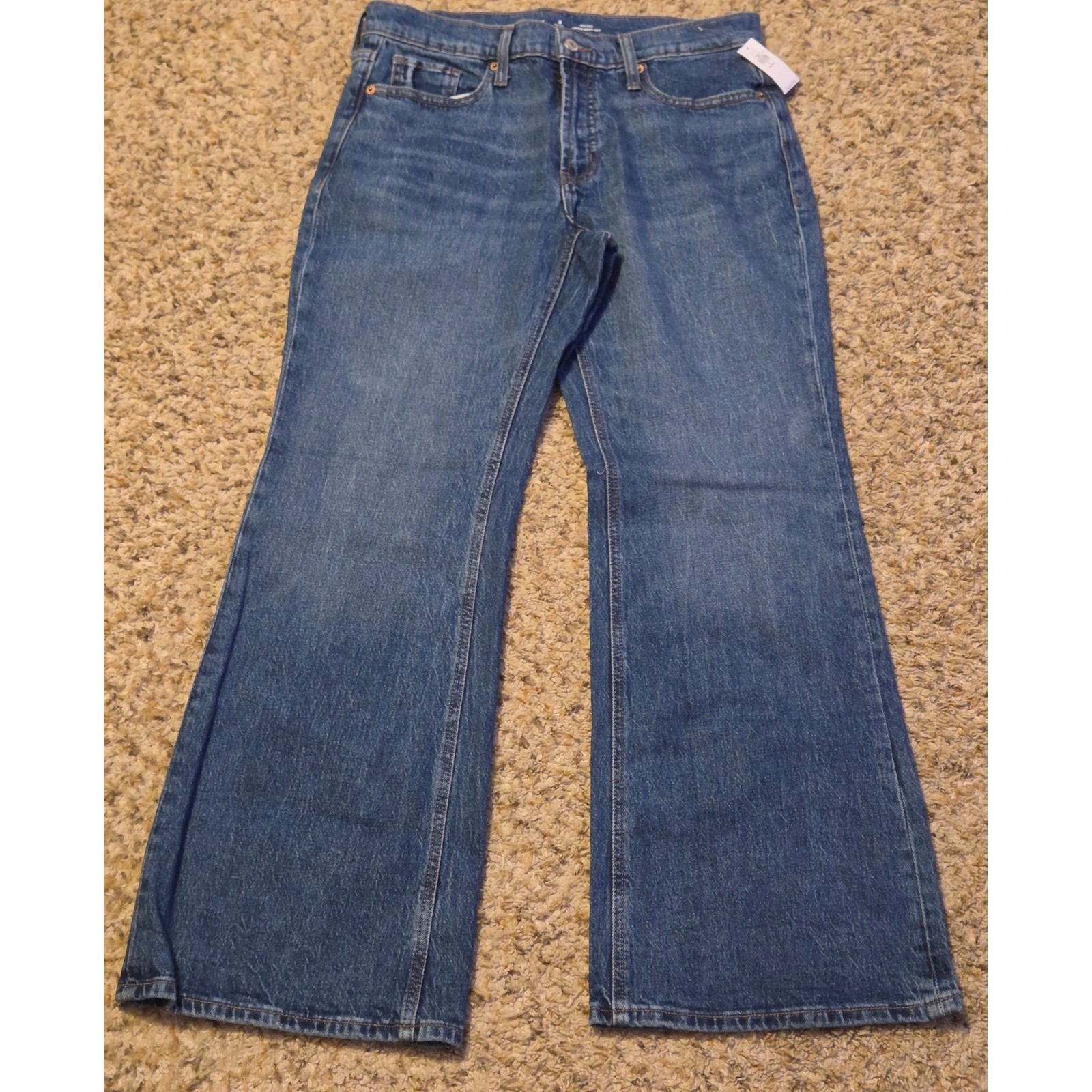 NWT Old Navy Mid-Rise Loose Boot-Cut Jeans Women’s Size 8 Petite Blue
