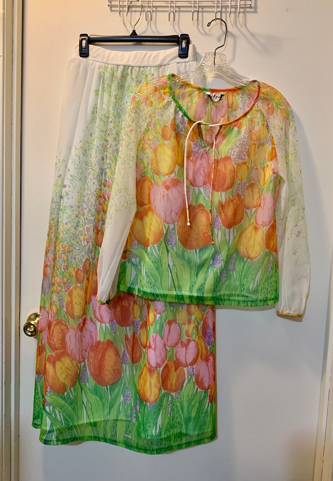 Vintage Wilroy Traveller Sheer Tulip Floral Garden Blouse & Maxi Skirt – 1960’s