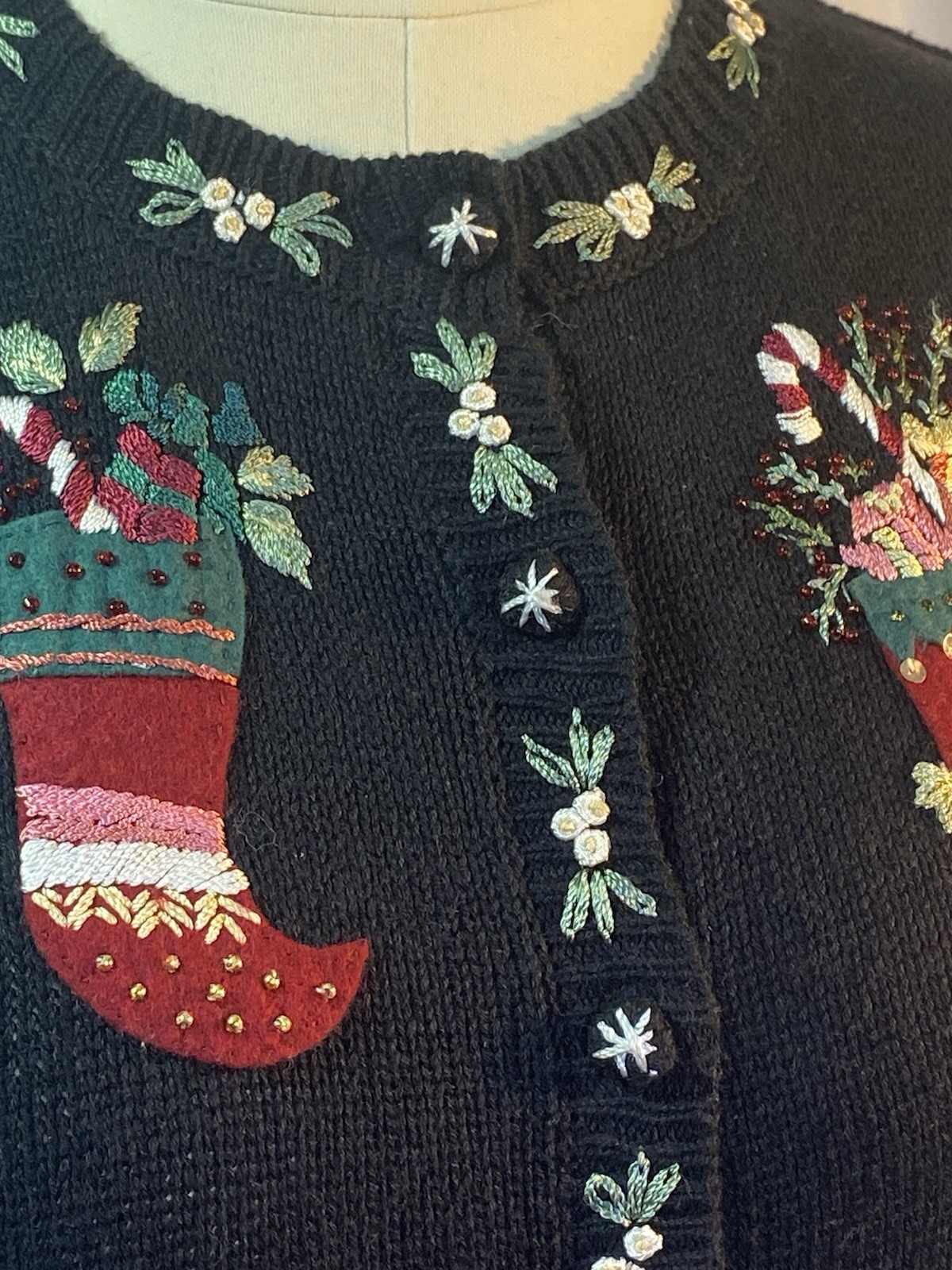 STITCHES IN TIME Christmas Stockings Cardigan Large Sweater Vintage L Black