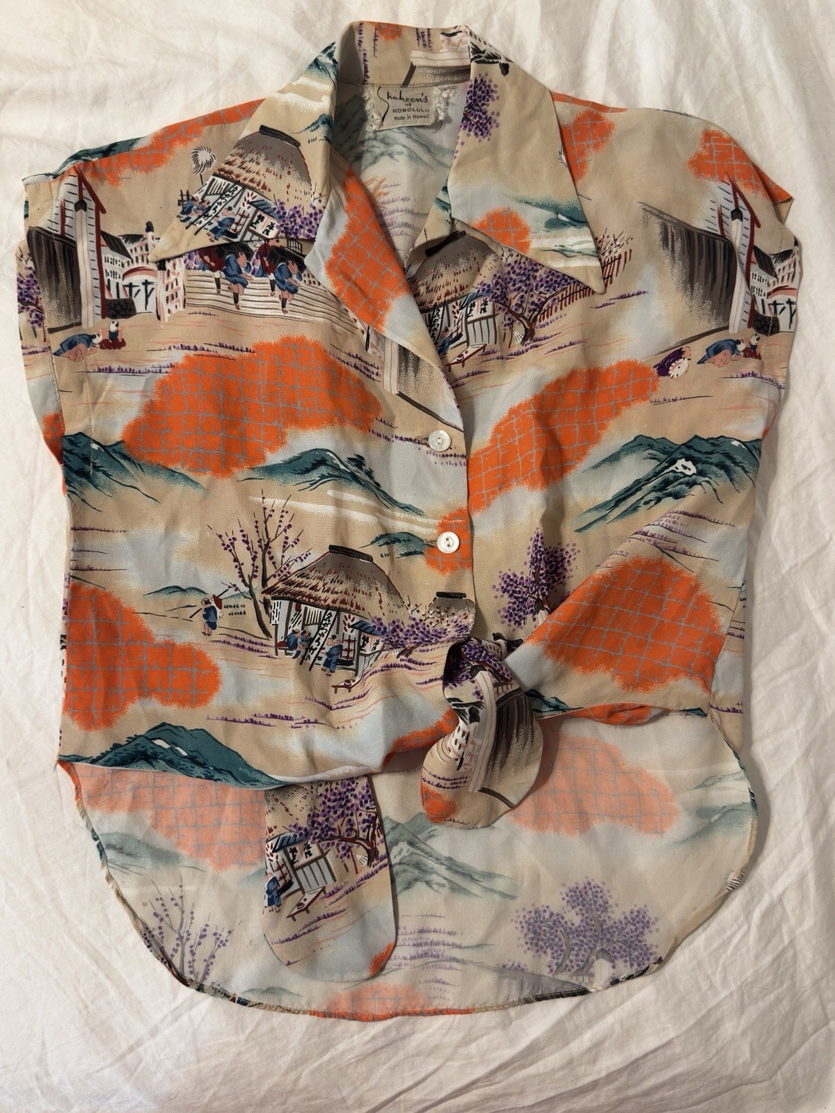 1950s Vintage Shaheen’s of Honolulu Hawaiian Tie Front Blouse Women’s