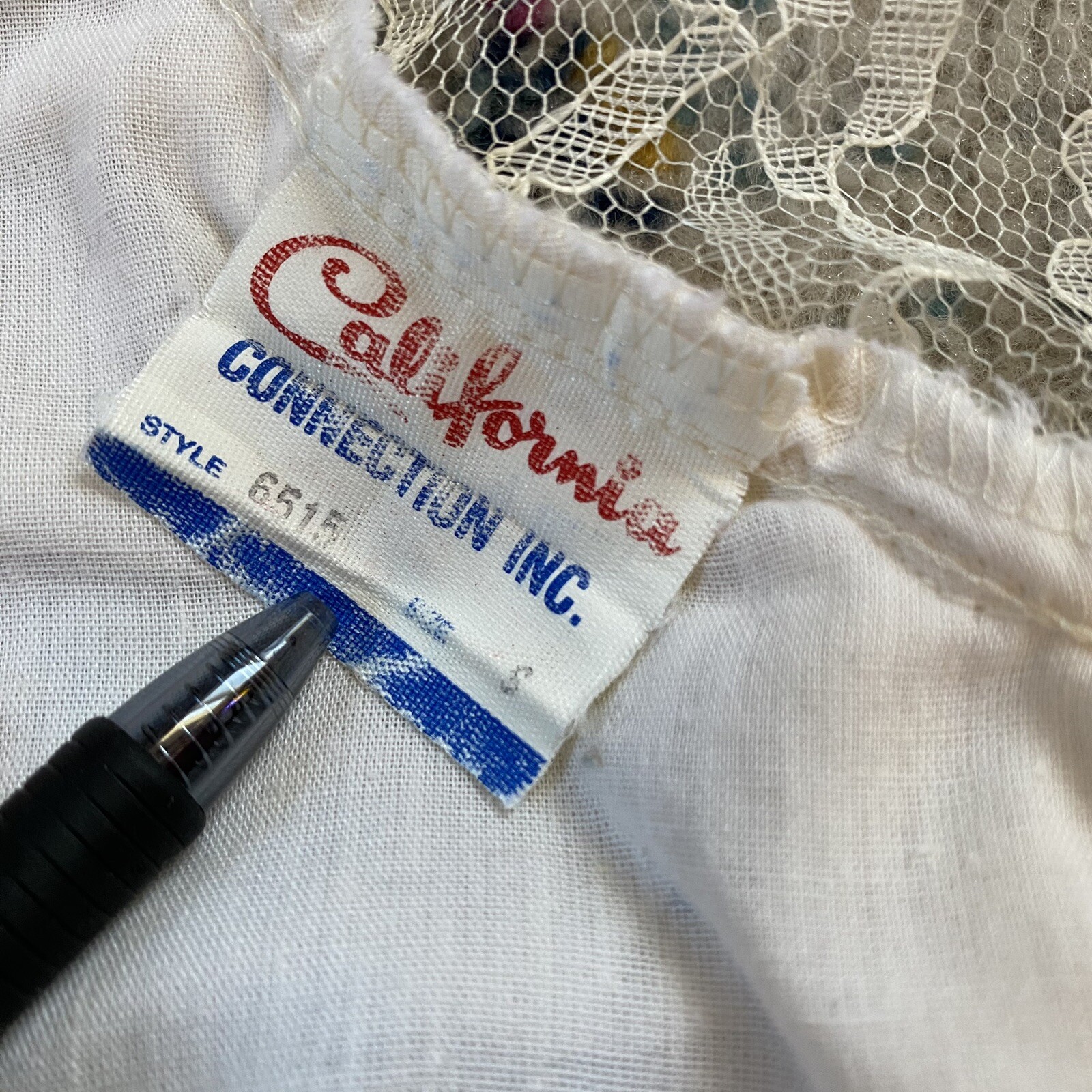 Vintage 80s Does Victorian California Connection Lace Praire Dark Romance Blouse