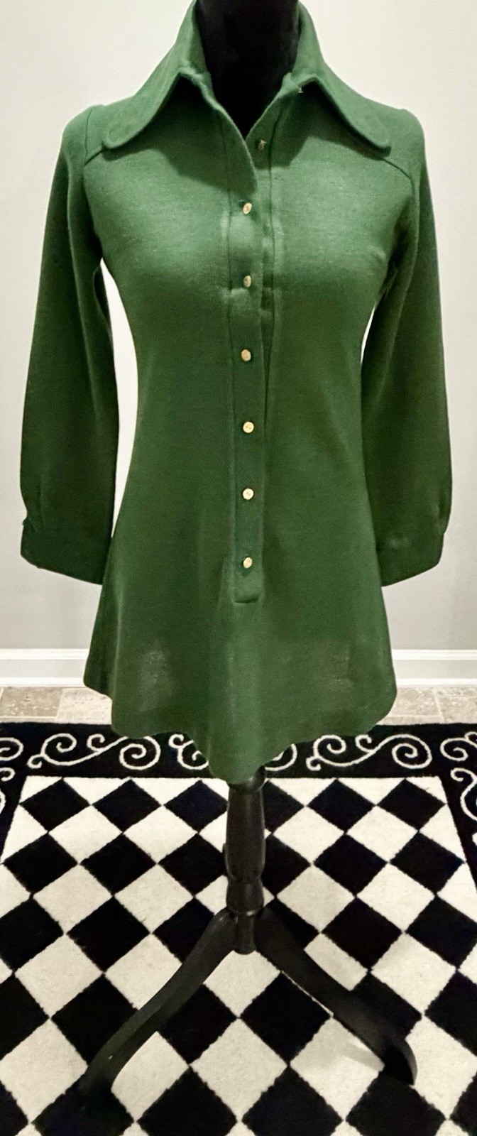 Vintage 1970s Women’s Green Pandora Costume Maker Green Mini Dress