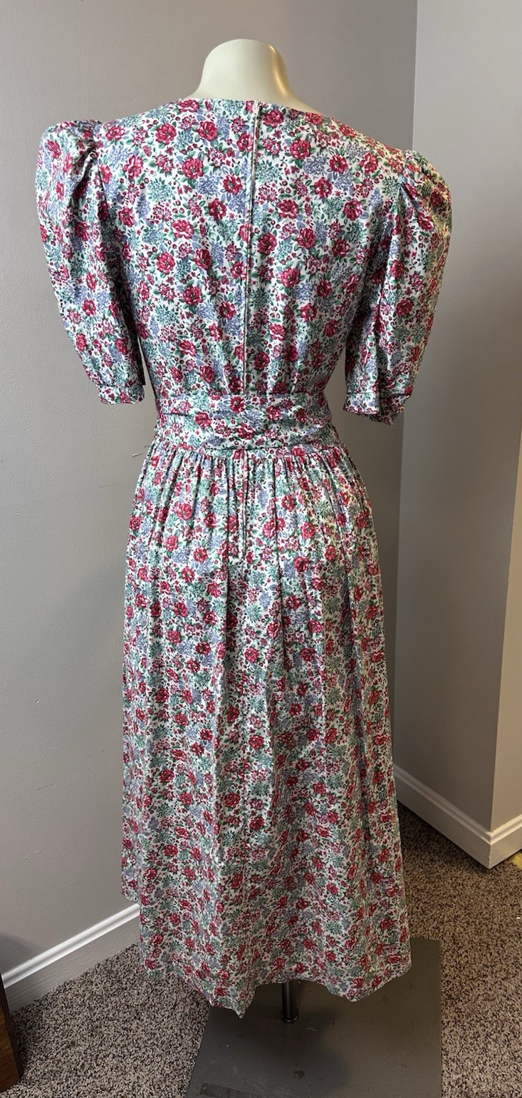 Pre-owned Vintage Laura Ashley Floral Print Maxi Dress Size 4