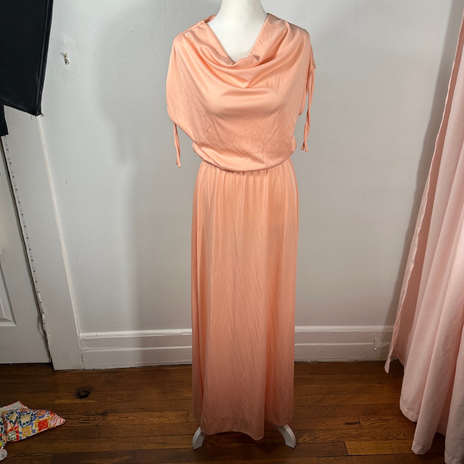 Vintage Cowl Neck Maxi Dress Womens Peach Excellent Draped Cinched Shoulder Gown