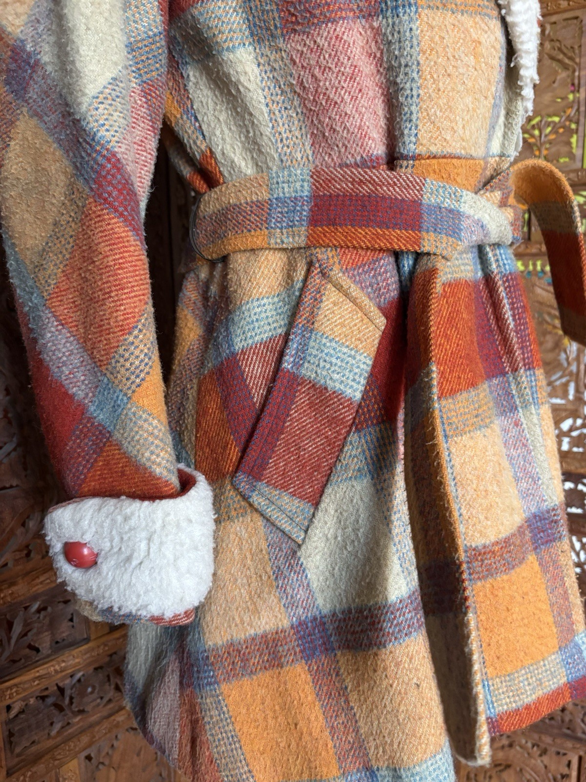 Vintage 70s Plaid Coat Womens Sherpa Collar Faux Fur 1970s Belted Hooded Hippie