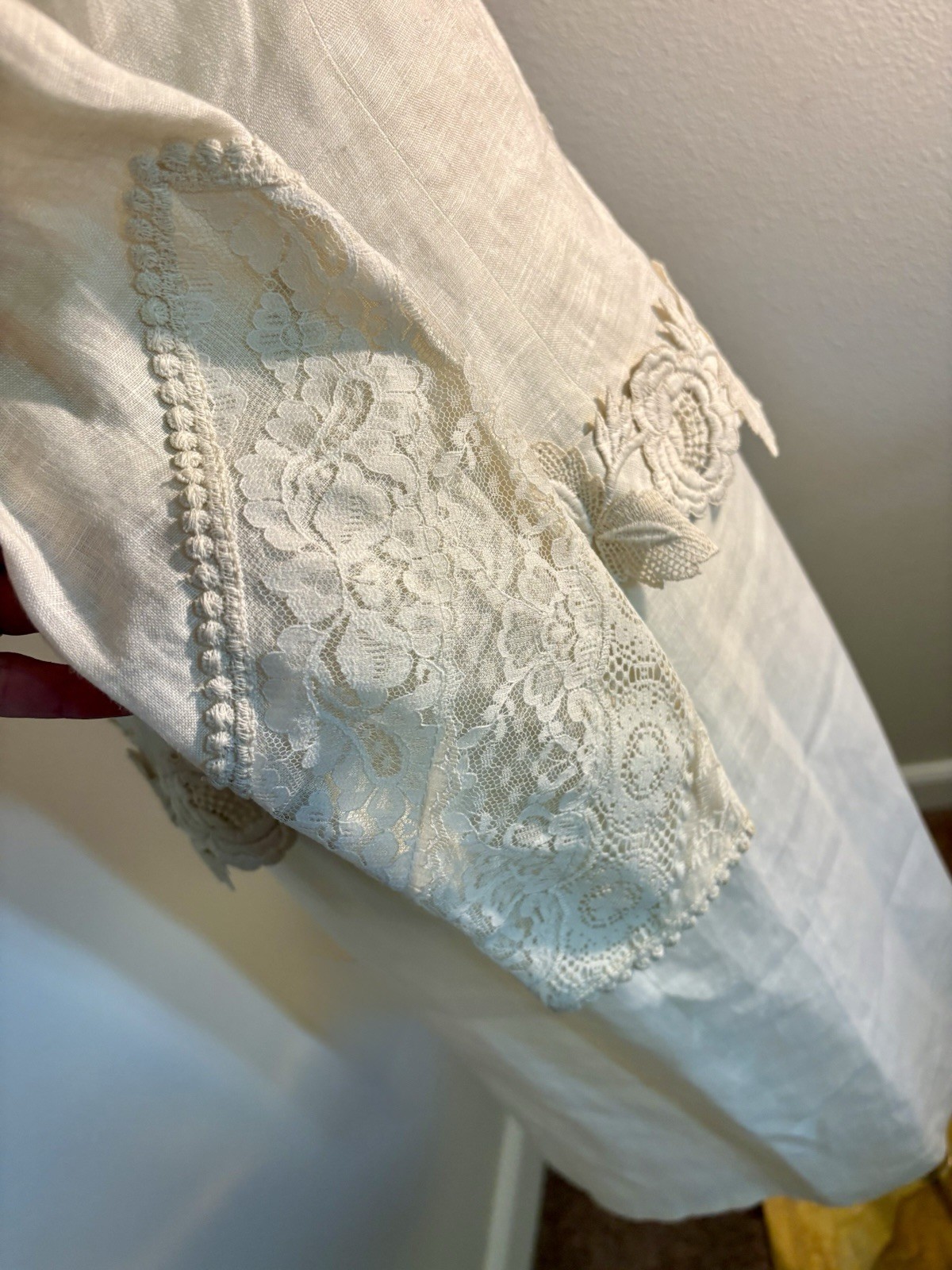Beautiful Victorian Styled Lorrie Kabala Size 4 100% Imported Irish Linen 2 Pc