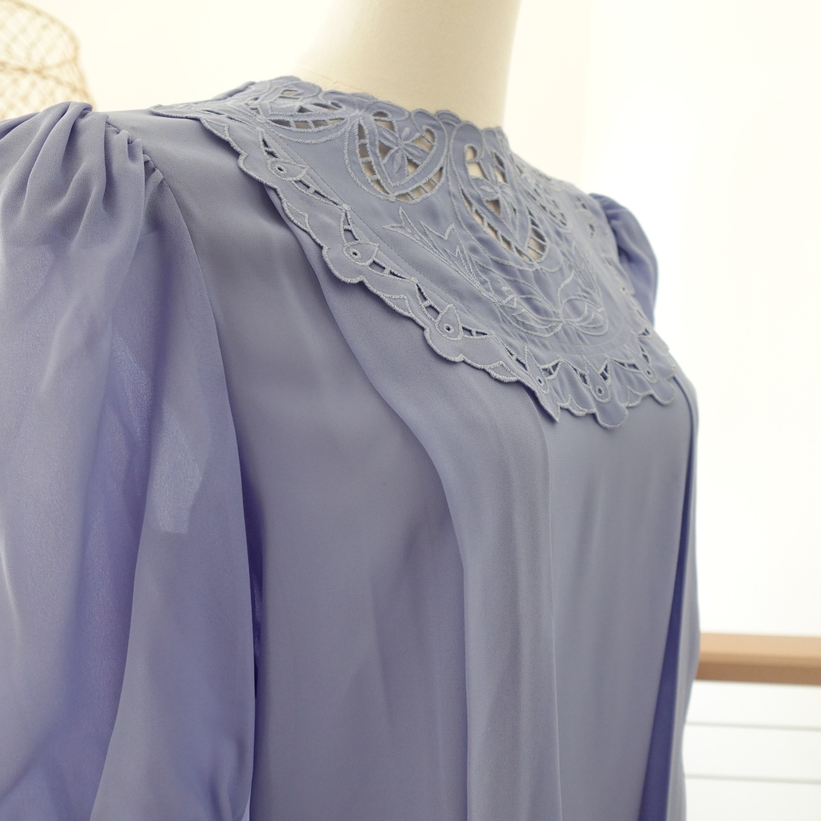 Vintage Neil Martin Dress Womens 12 Lavender Embroidered Yoke Korea Midi