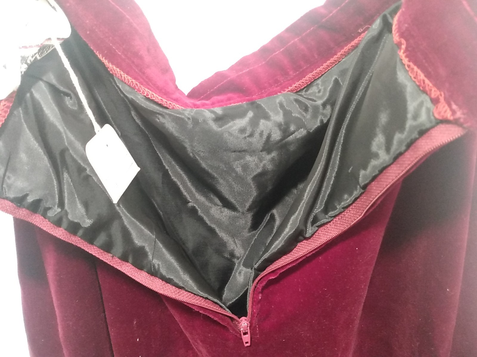 VTG Mountain Artisans Velvet Quilted Applique Skirt Burgundy Size 8 Handmade