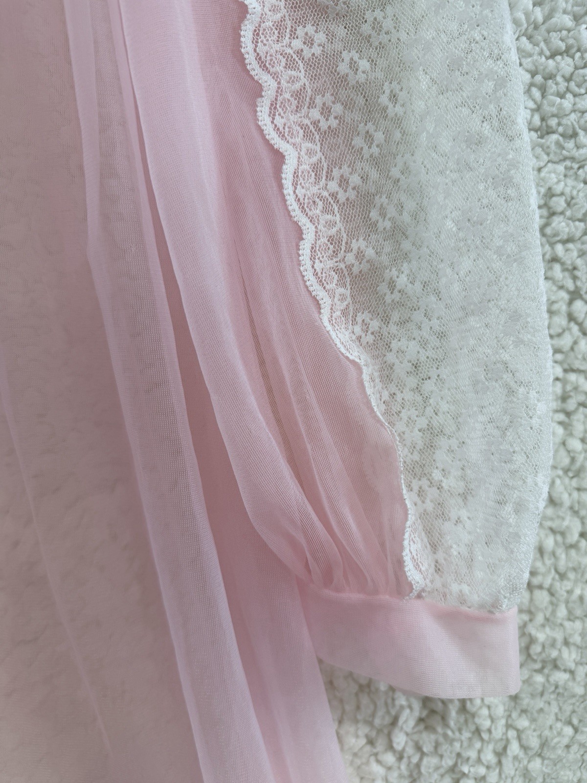 Vintage Pink Sheer Nylon Peignoir Robe Lace Trim Bridal Lingerie Medium M