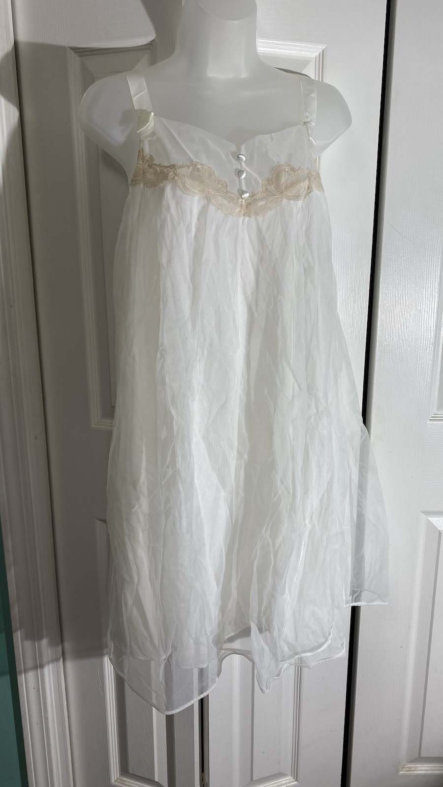 Vintage Nightie Cream And White Lace Sheer M Nightgown Lined Layered USA AA14