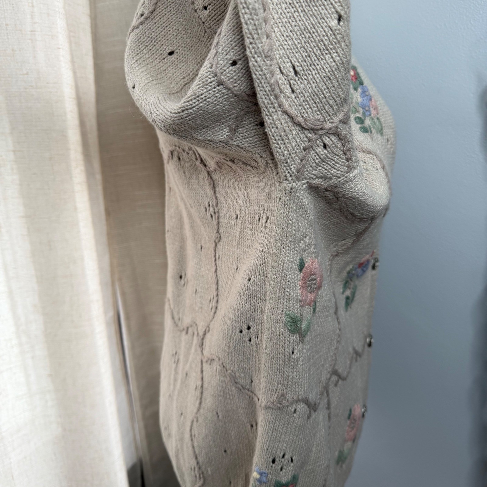 90s Vintage Northern Reflections Floral Embroidered Cardigan Sweater Medium