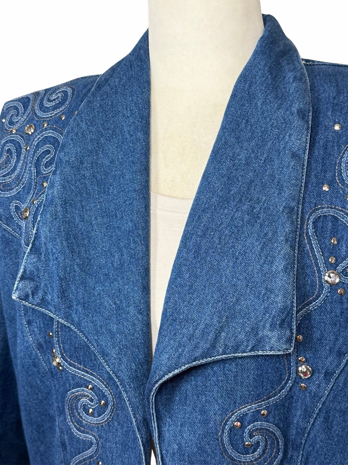 Vintage Pado Jean Jacket Women’s Medium Rhinestone Embellished 80s USA Denim