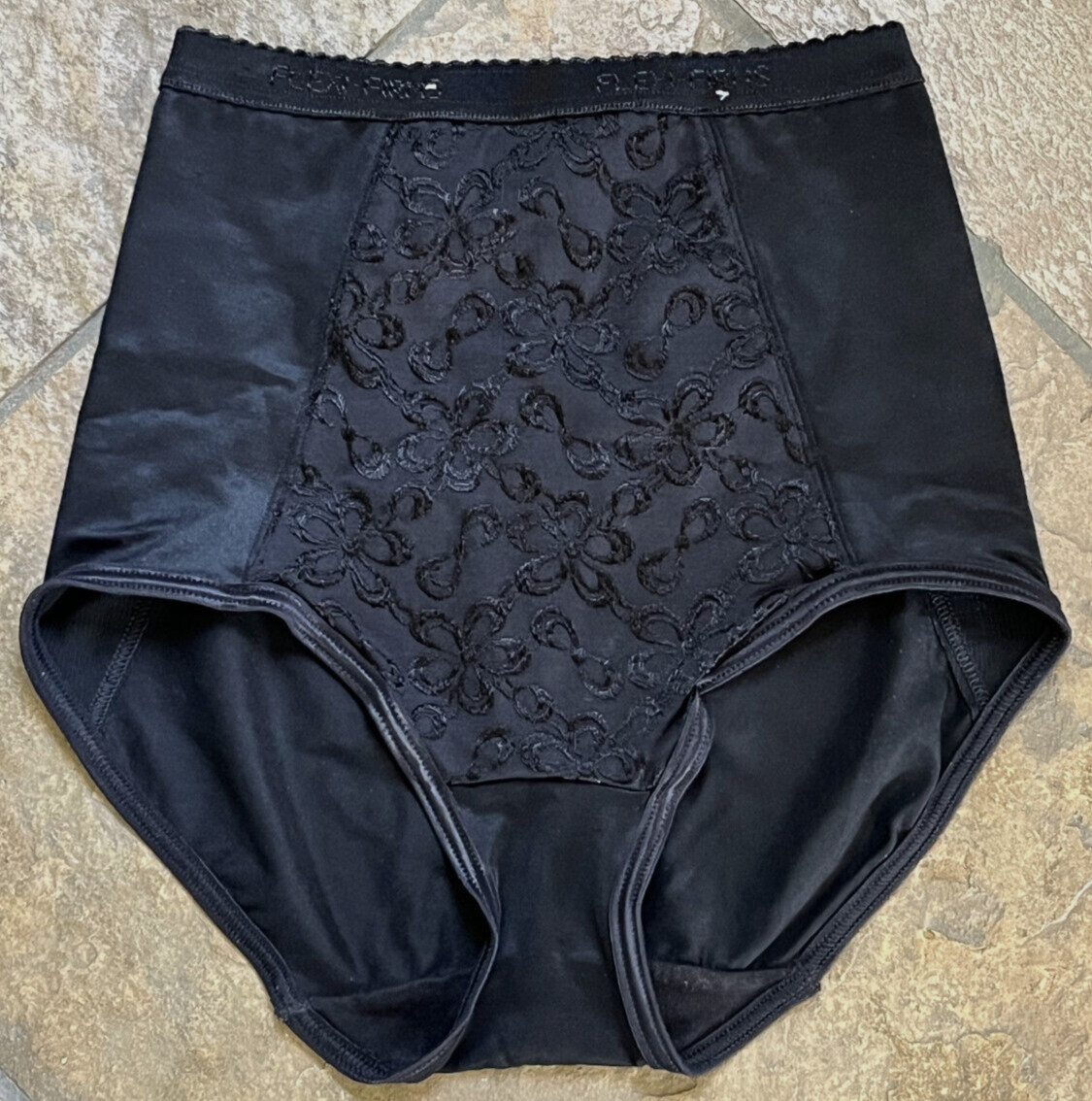Flexees FLEXFIRM Small Black Seamed Back Tummy Panel Control Panties #5058 VTG