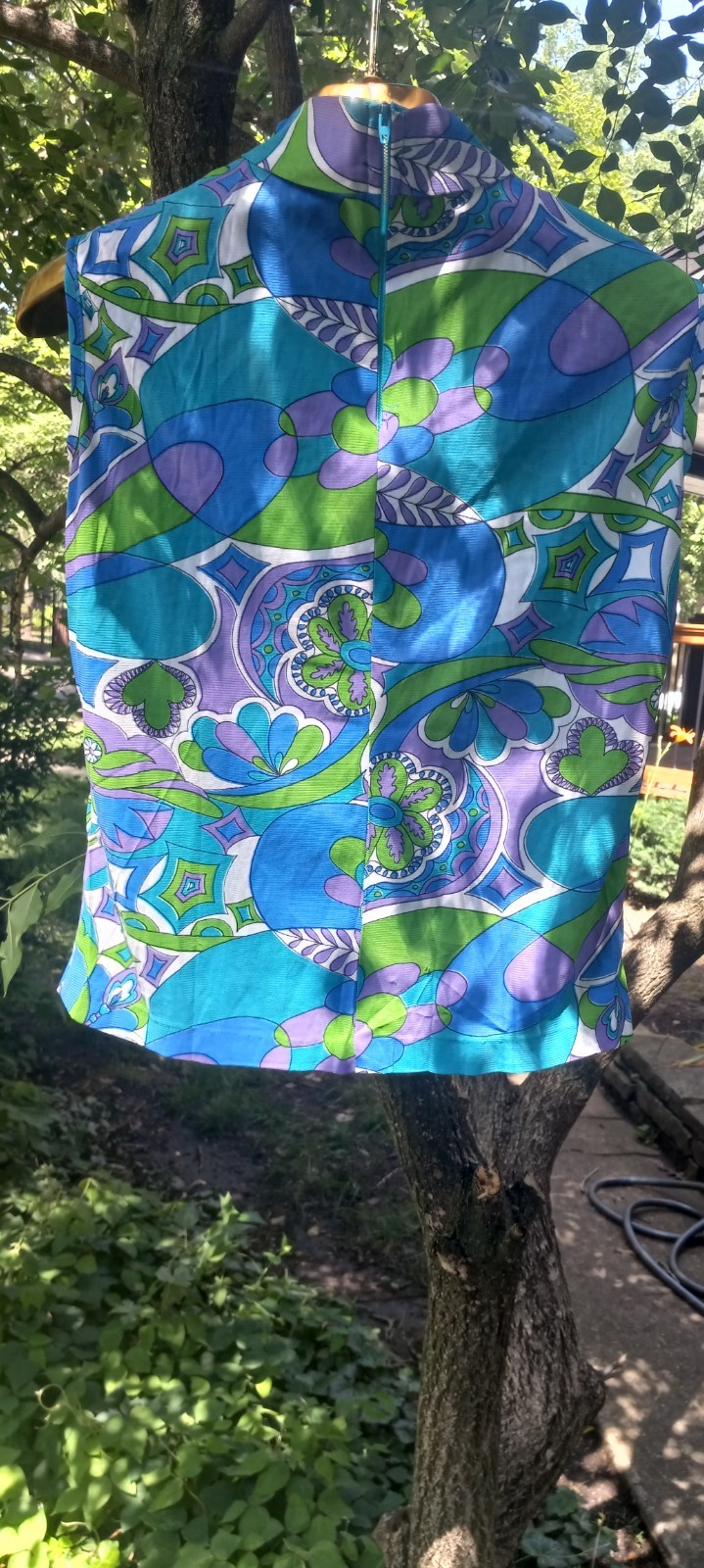 Vintage psychadelic 60s sleeveless top. Factory girl Ohh lala