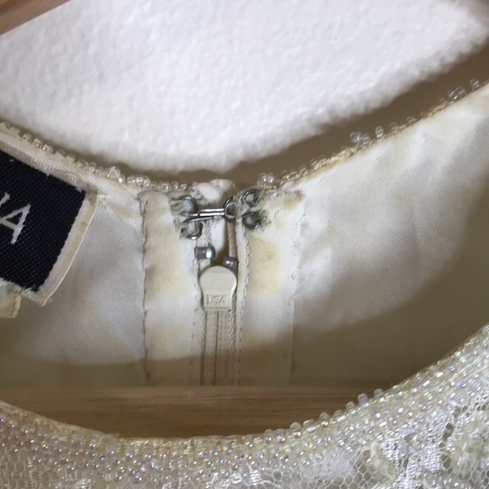 Carina Women’s Dress Vintage Sequin Beaded Lace Sheath Bridal Party Ivory Large