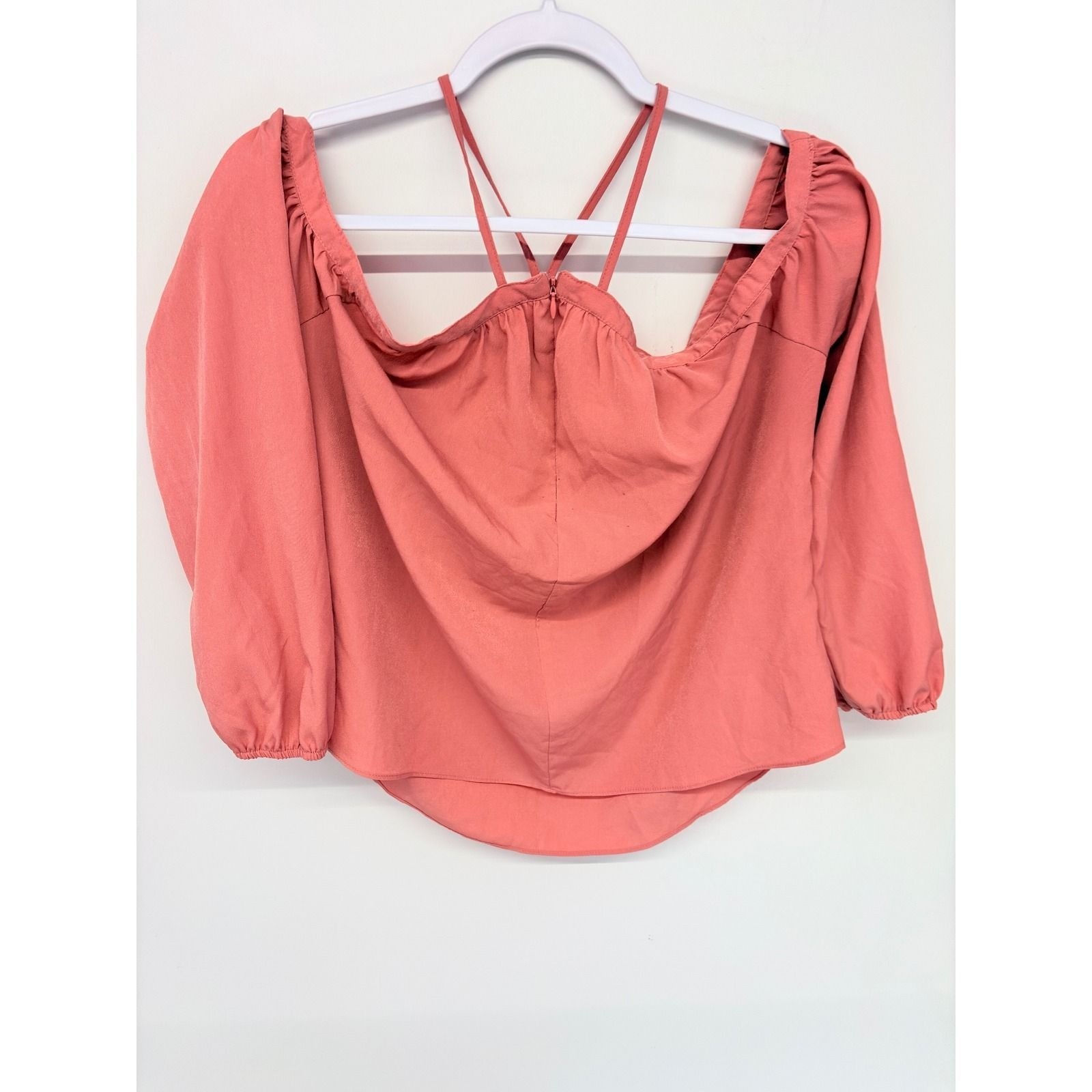 Daytrip Boho Cold Shoulder Top Womens Medium Coral Strappy Romantic Summer Boho