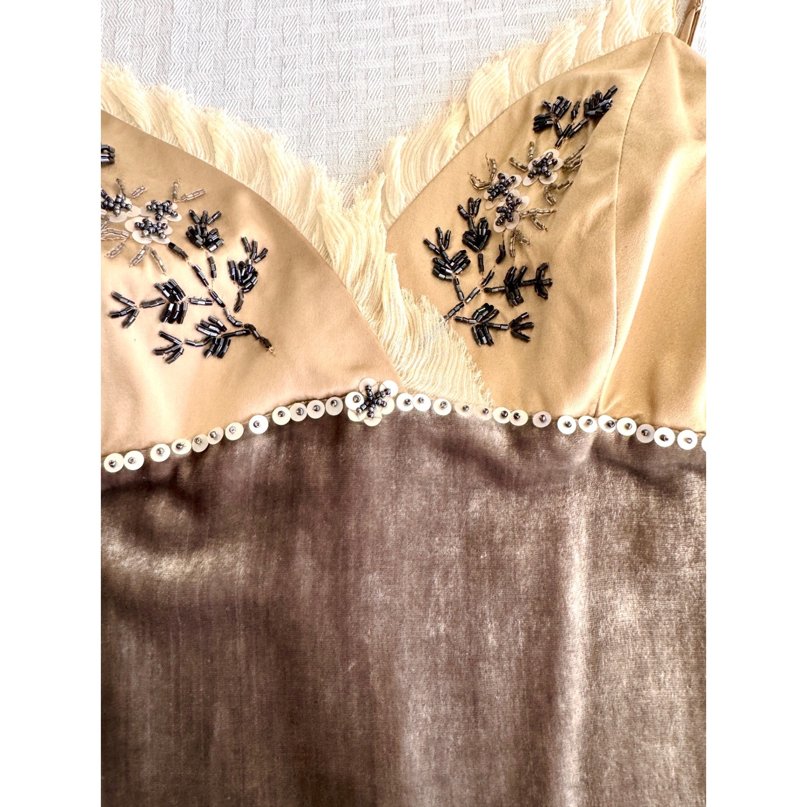 Intuitions Vintage 90s Silk Velvet Beaded Camisole Top Champagne Olive Size 6