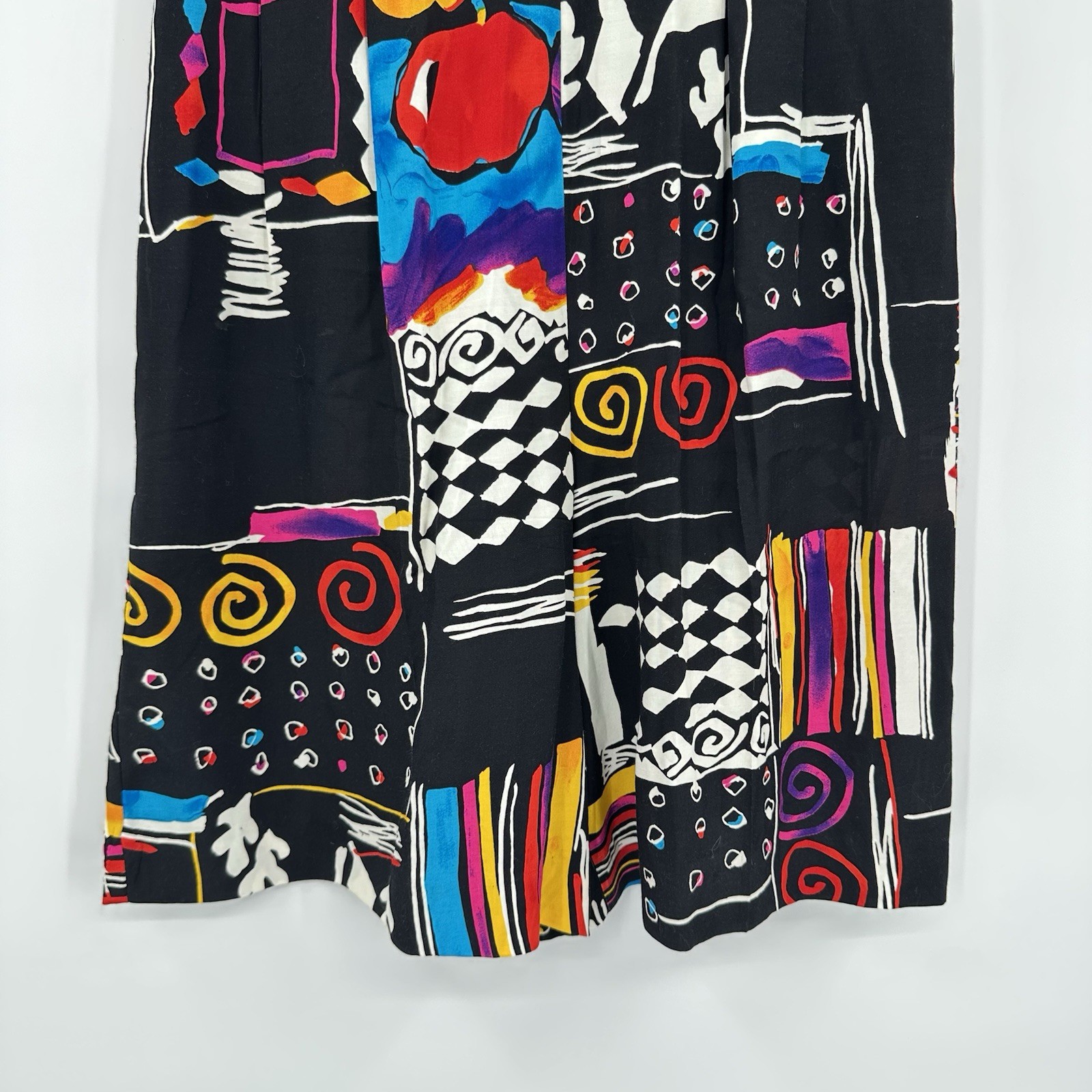 vintage 80s high waisted GRAPHIC PRINT bermuda shorts art teacher downtown girl