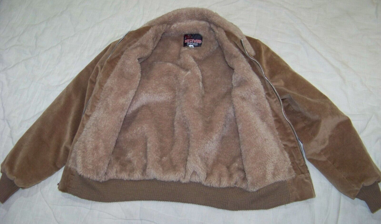 Vintage Westwind Sportswear Plush Lined Coat – M – Zip front
