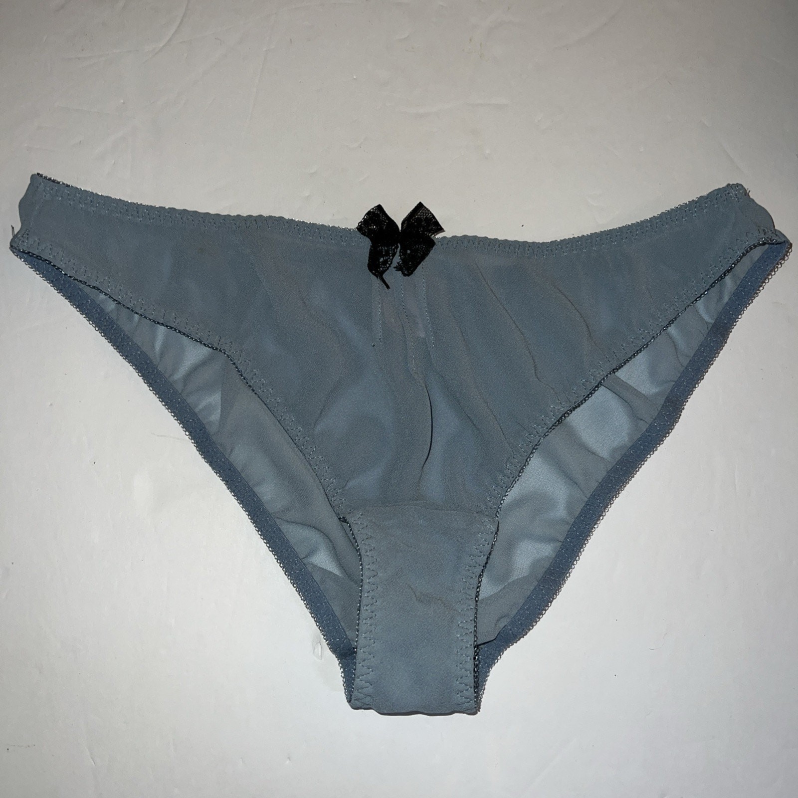 Vintage Victoria’s Secret Hiphugger Panties Solid Pale Grey Mesh Lace SZ M