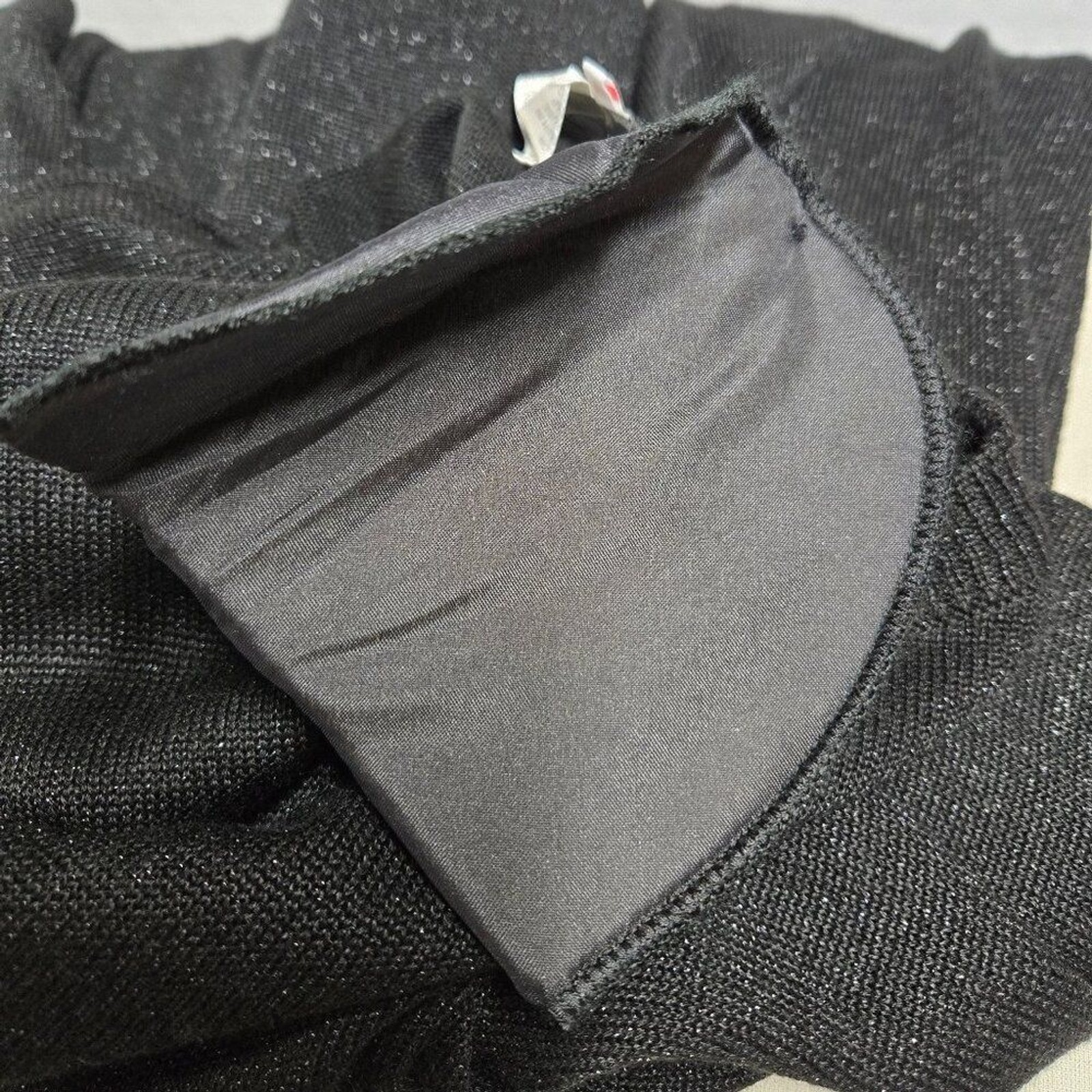 EUC VINTAGE ROCHELLE CALIFORNIA ACRYLIC LUREX SHIMMER BLACK PULLOVER SWEATER