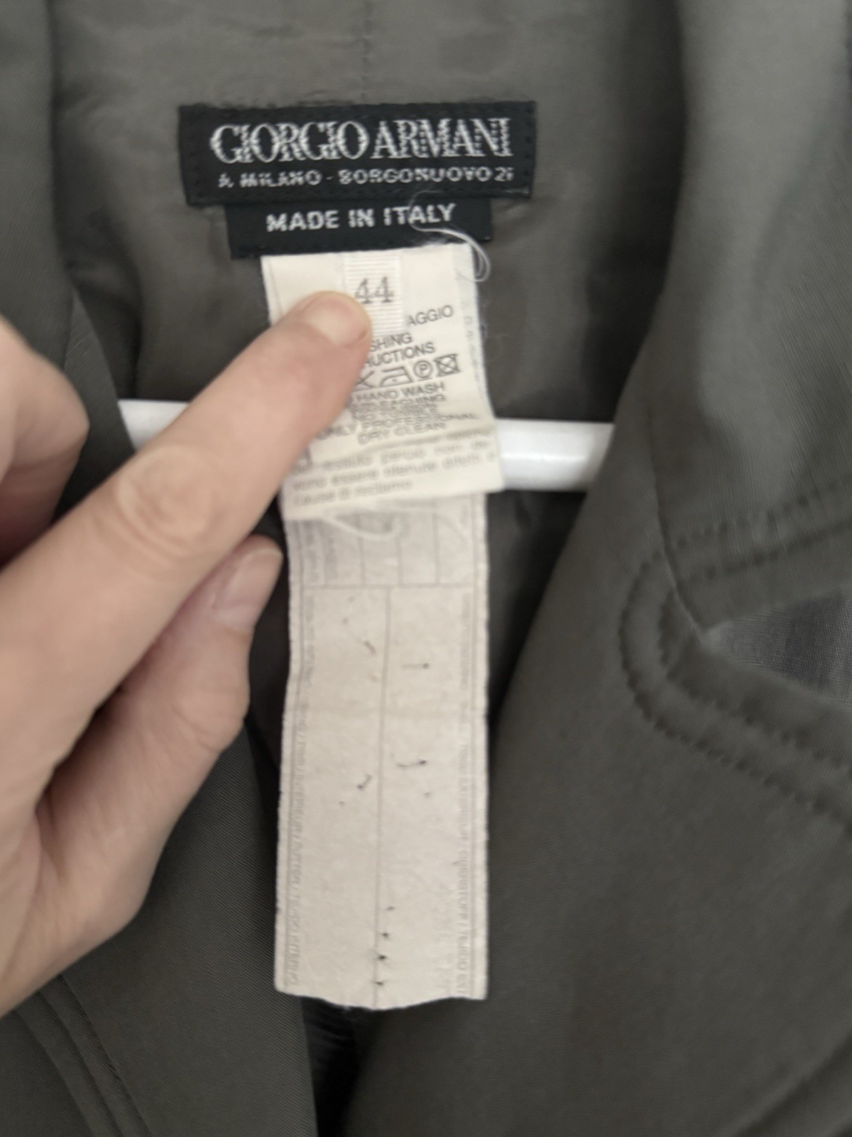 Giorgio Armani olive linen suit —90s Minimalism – Jacket and Trouser- Tailored