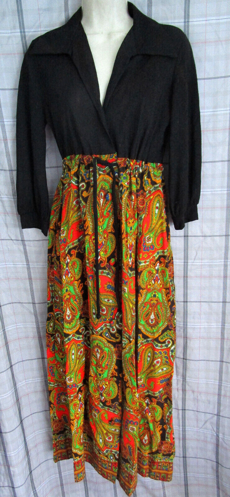 Vtg 70s Hippie Hostess Gown Psychedelic Lounge Paisley Print 2 Tone Maxi Dress