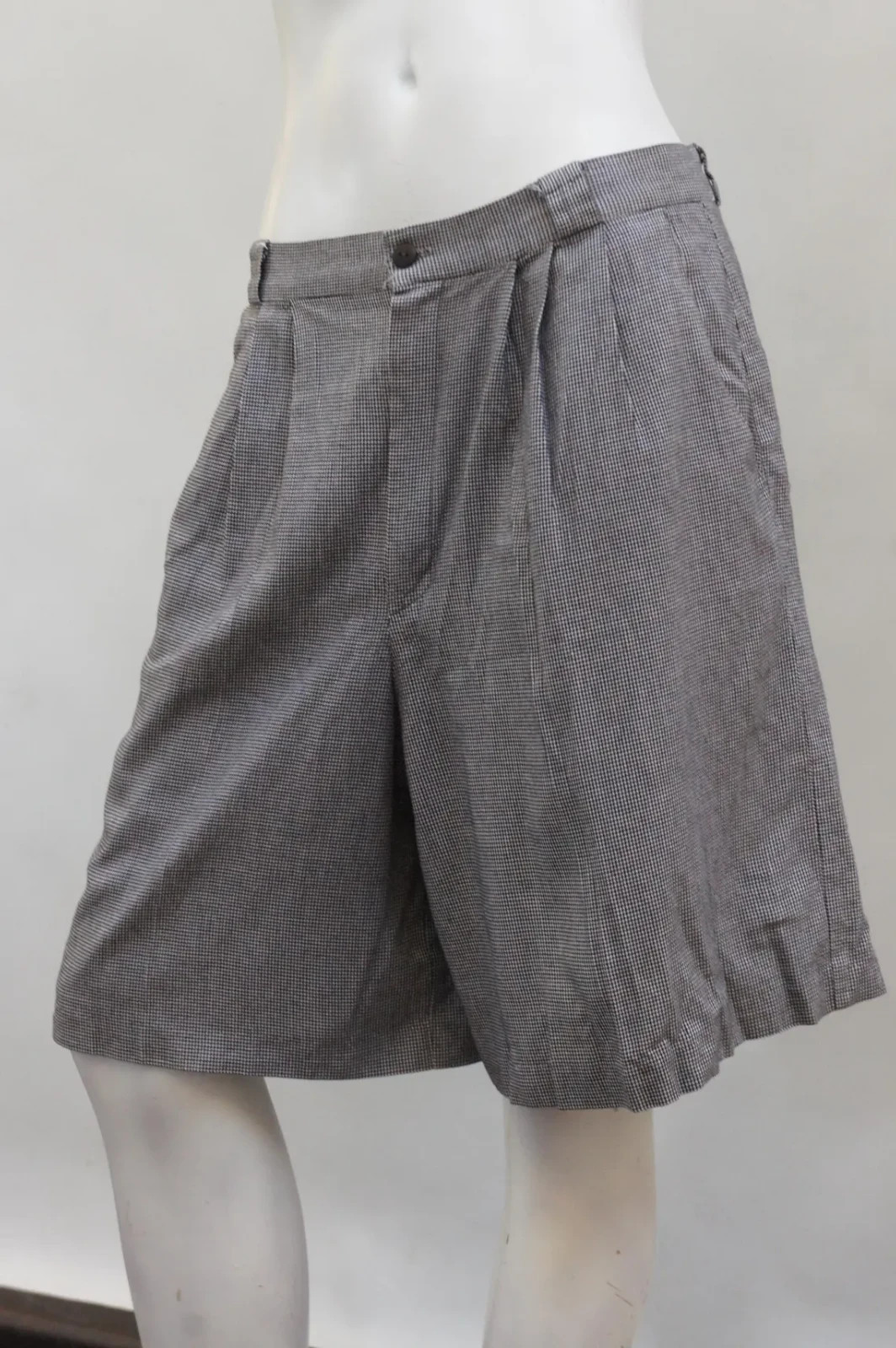 Vintage Women’s 80s-90s Black And White Houndstooth Print Shorts Boho Retro