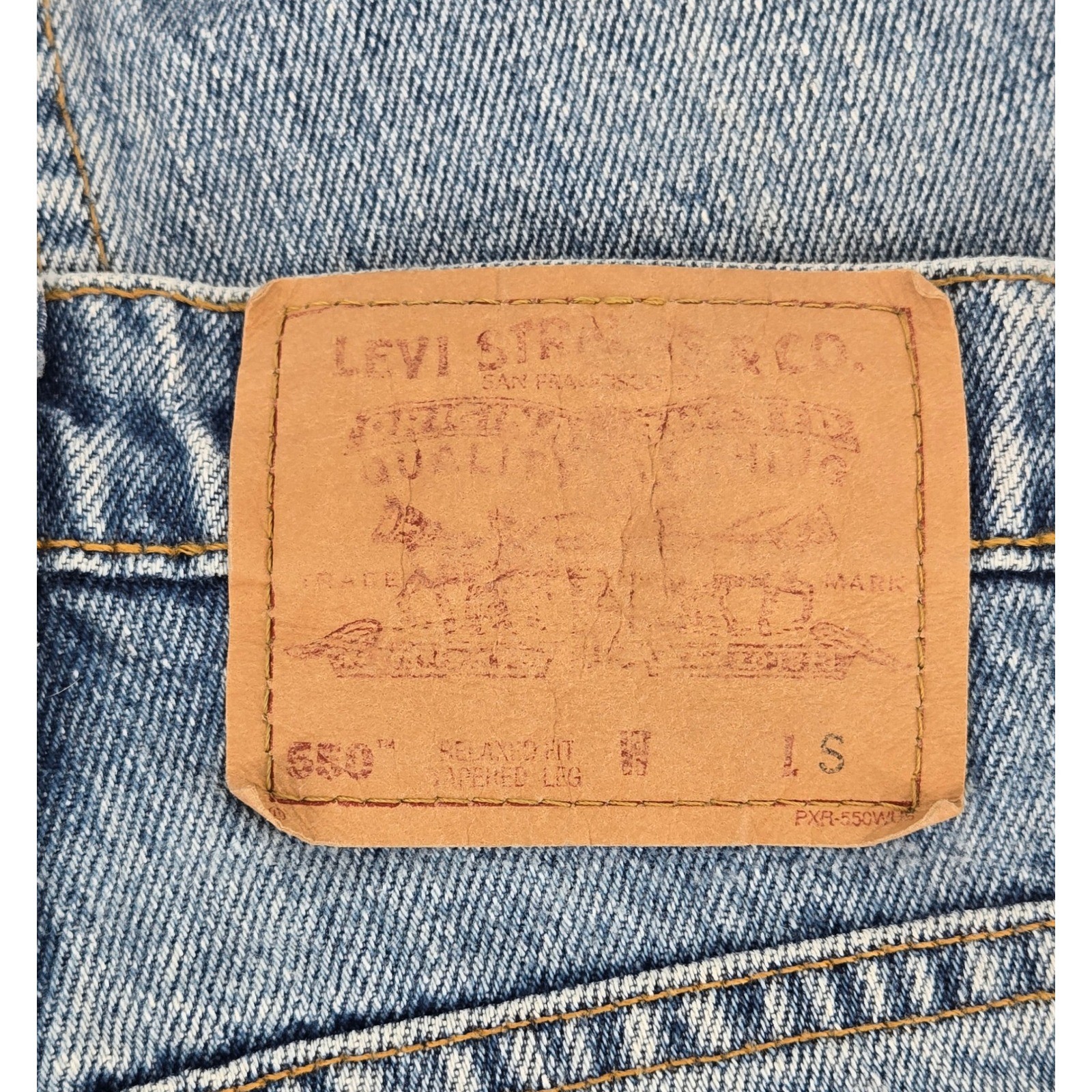 Levis 550 Relaxed Fit Tapered Leg Jeans Light Wash Denim 1996 Grunge Vintage 90s