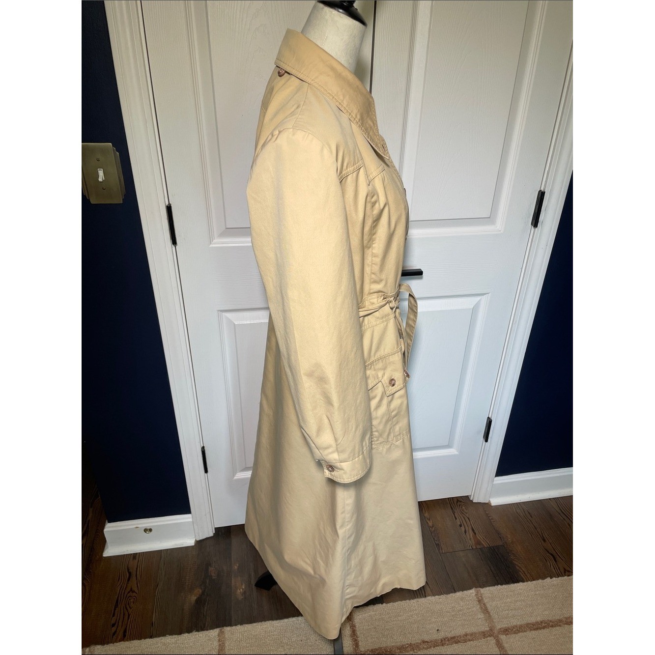 Vintage 70s The Jack Set Single-Breasted Dagger Collar Khaki Beige Belted Trench
