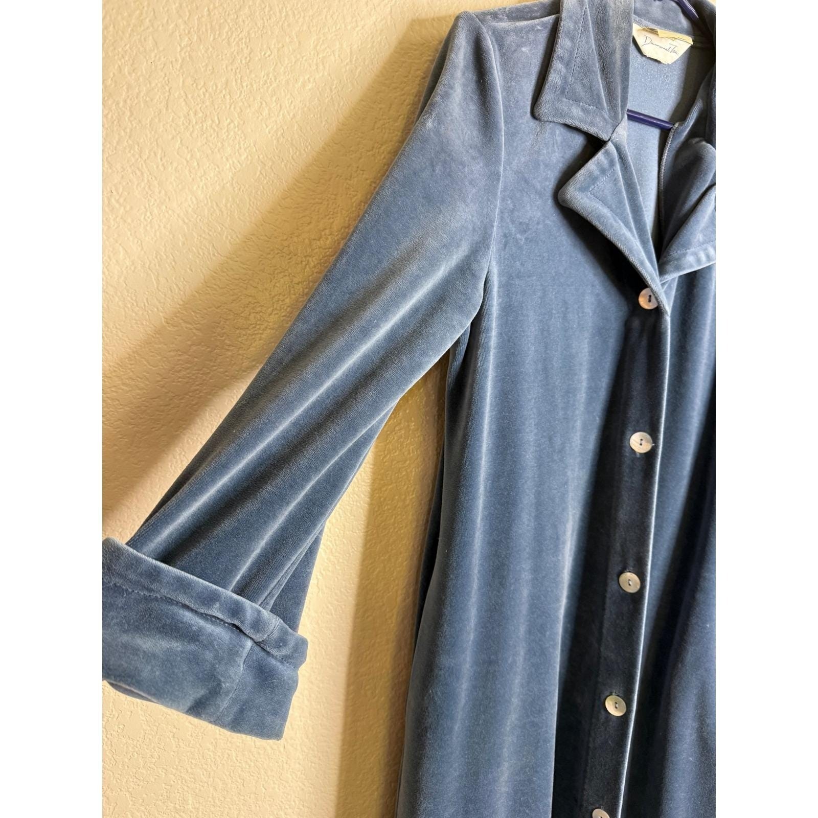 Diamond Tea Womens Small Robe Blue Velvet Neiman Marcus Long Button Front Luxury