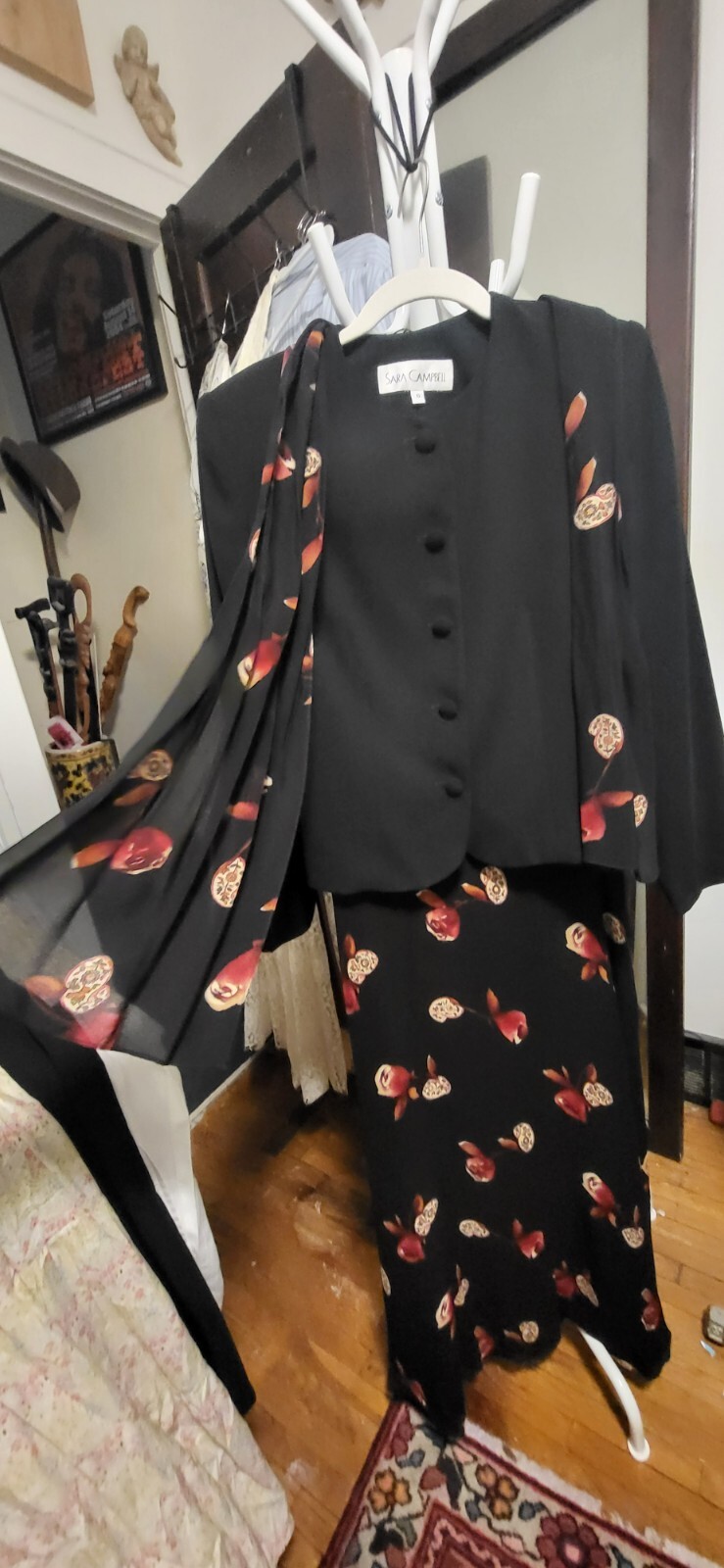 Vintage Sara Campbell 2 Pc Black Jacket -Black & Rose Print Flowing Skirt Suit 6