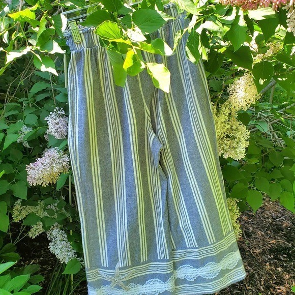 Upcycled Refashioned Boho Beach Themed Cotton Linen Capris Sz Small
