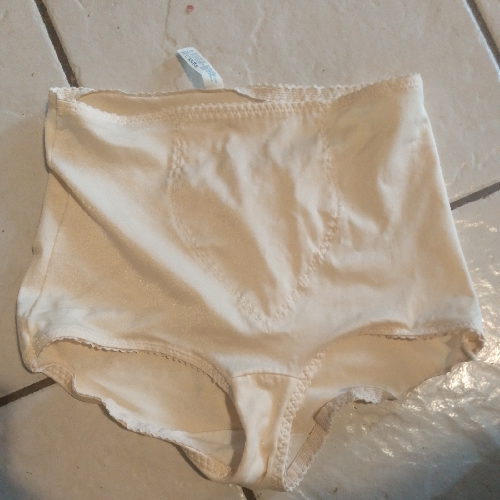 Vintage Bali Something Else Brief Panty Girdle Sz XL, Cream Color Shaper 8700
