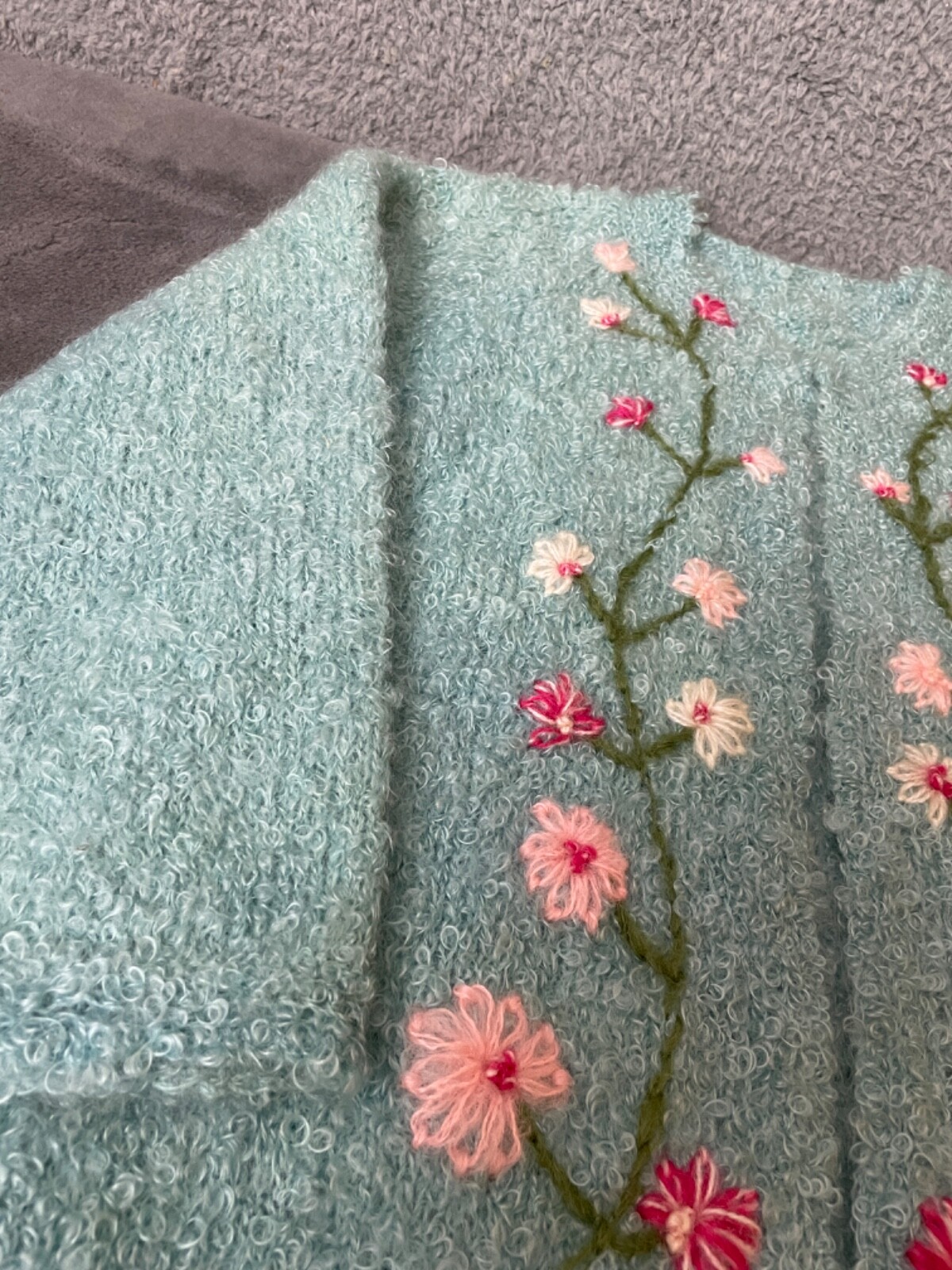 VTG Artisan Made Hand Knit Cardigan Sweater Womens S/M Aqua Pink Floral Nubby