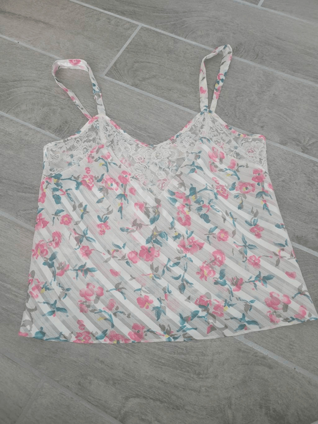 Vintage Victorias Secret Gold Label Floral Lace Camisole Tank Top Pink Small