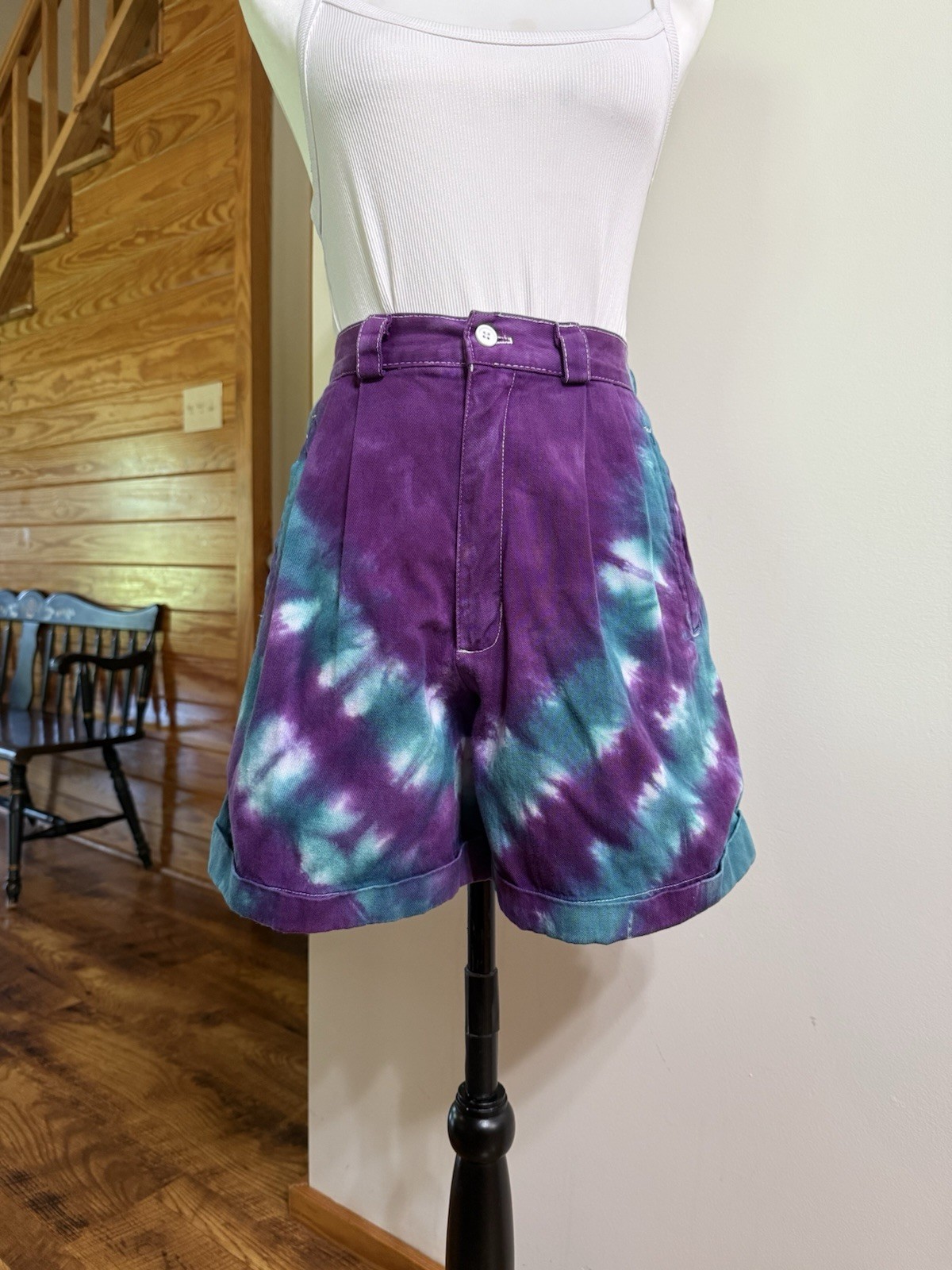 VTG 80s Gap Clothing Co High Waist Shorts S 100% Cotton Pleated Tie-Dye